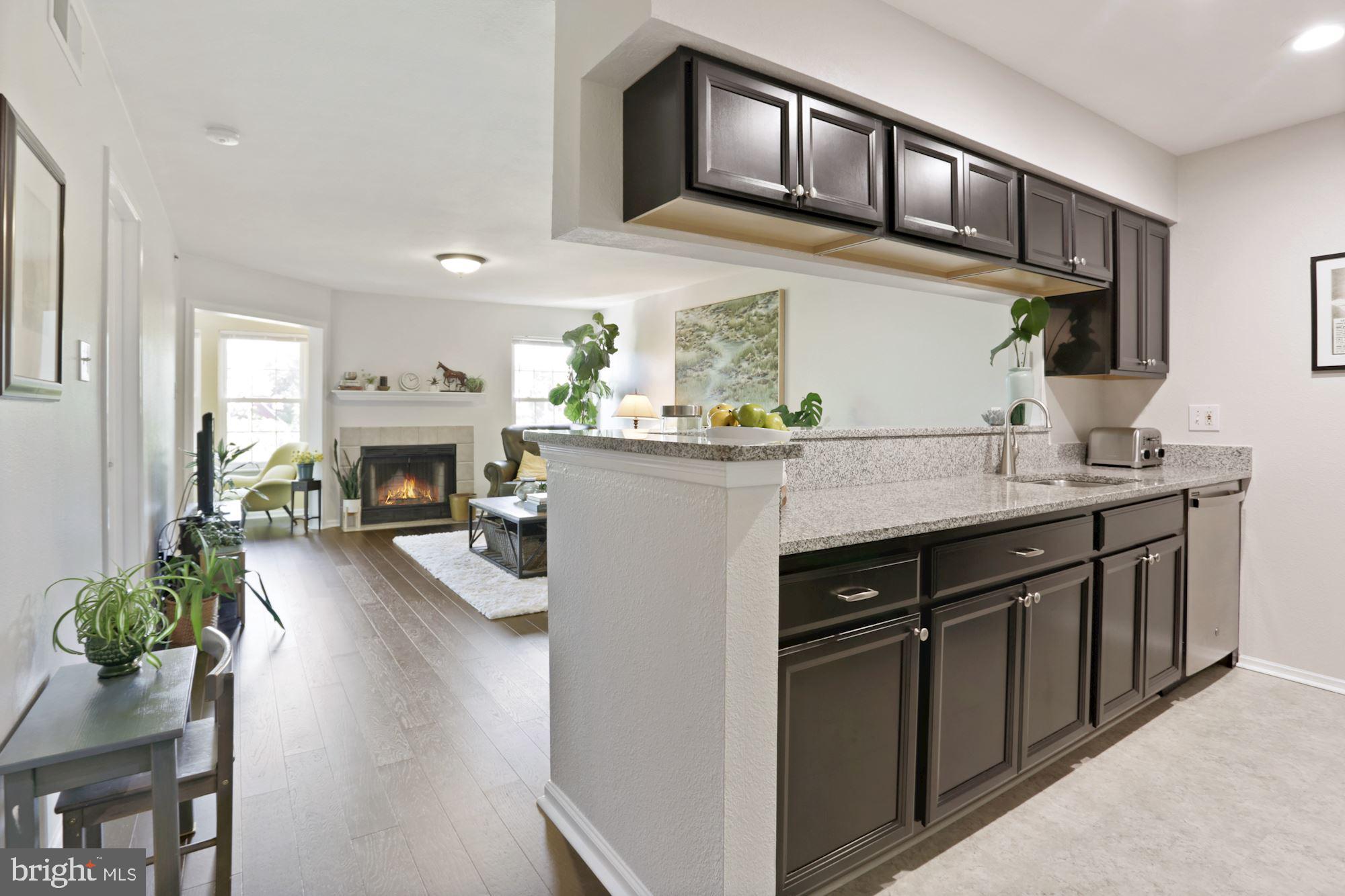 POINTE AT PARK CENTER - Residential