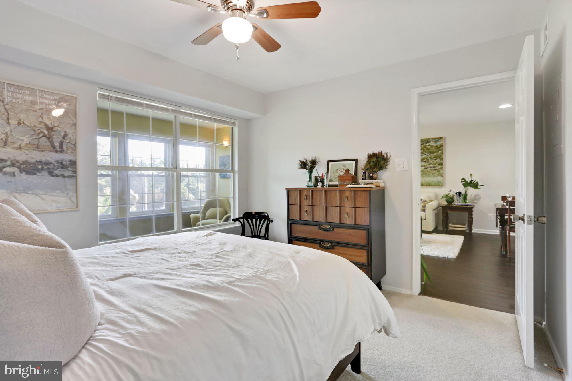 POINTE AT PARK CENTER - Residential