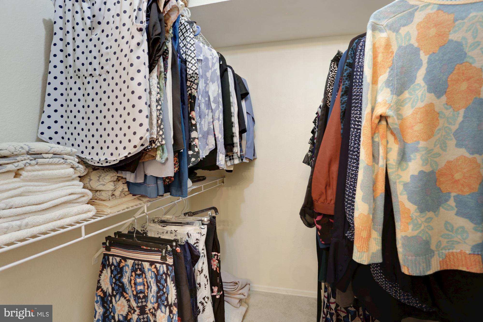 POINTE AT PARK CENTER - Residential