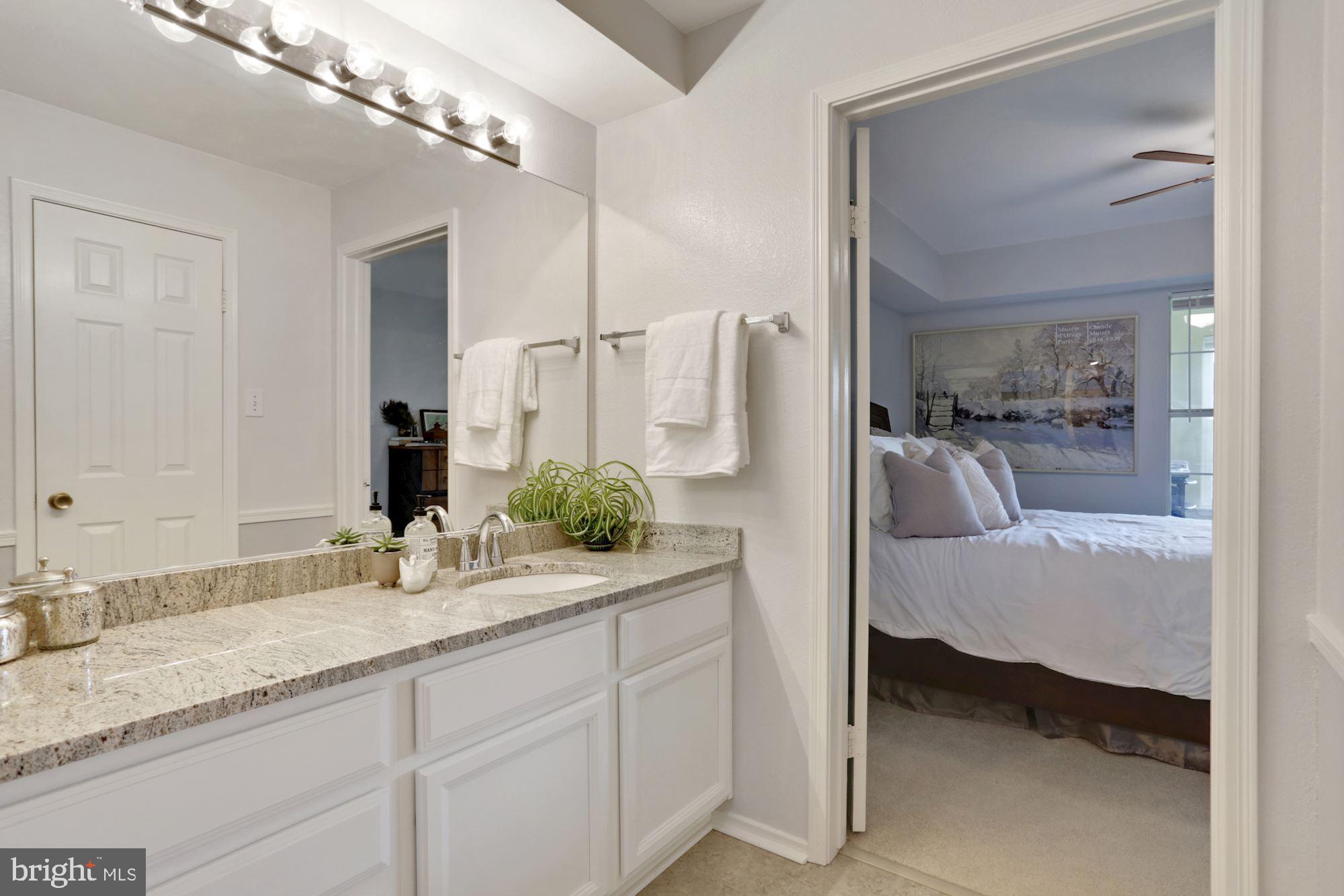 POINTE AT PARK CENTER - Residential