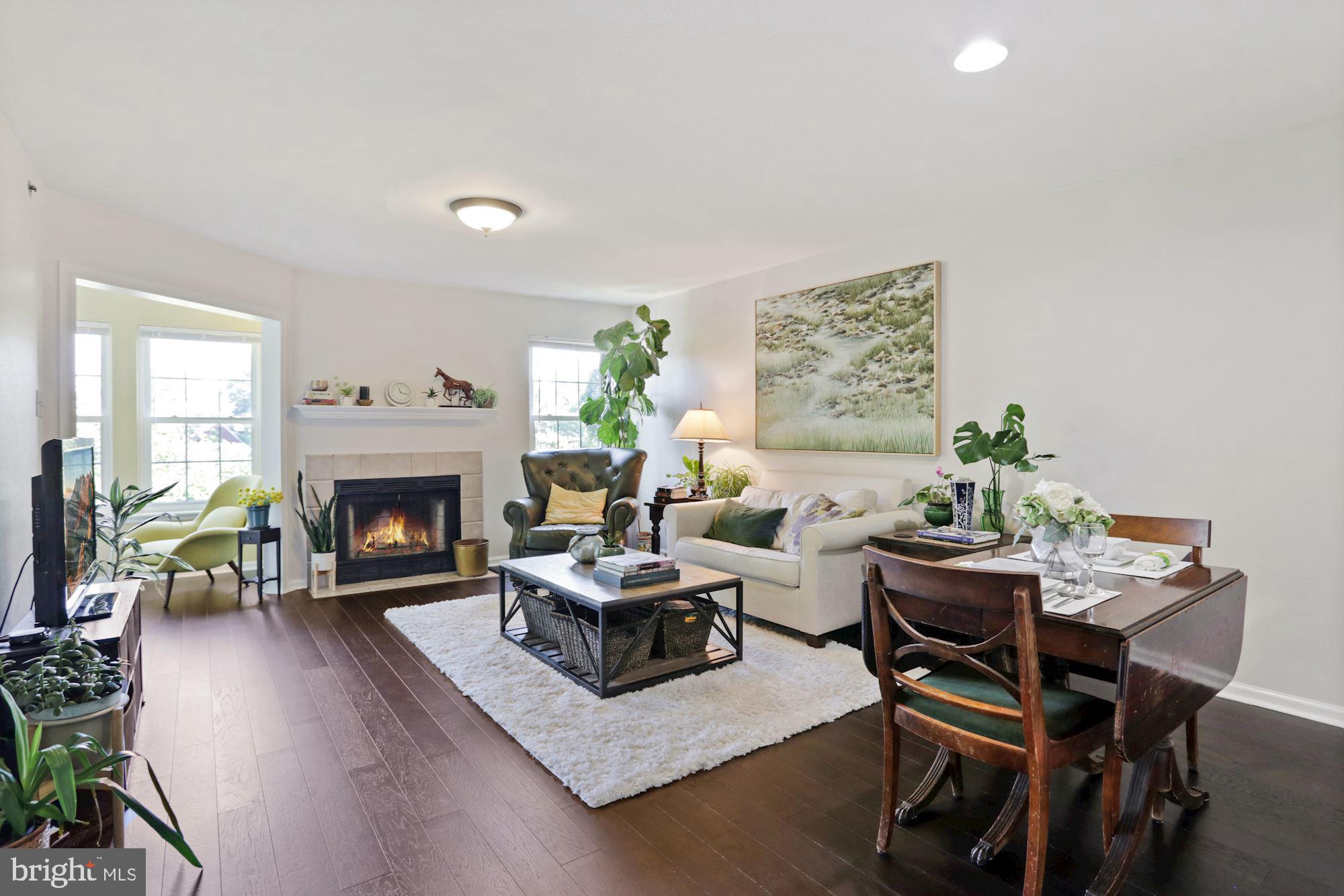 POINTE AT PARK CENTER - Residential