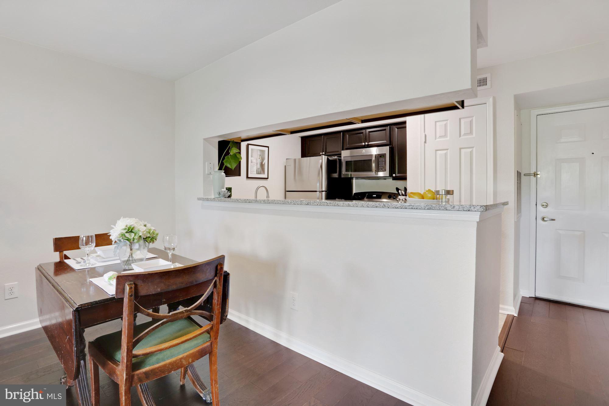 POINTE AT PARK CENTER - Residential