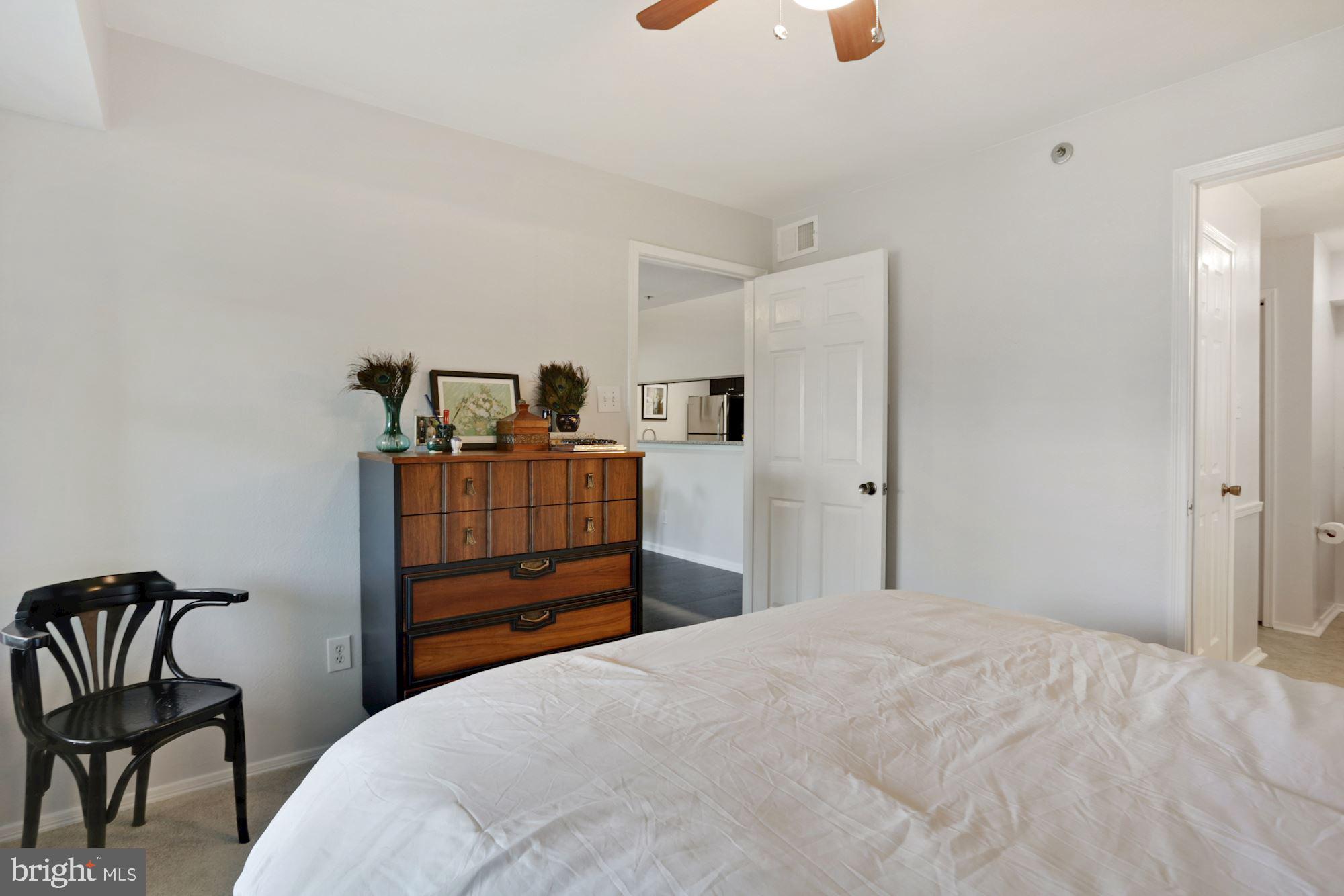 POINTE AT PARK CENTER - Residential