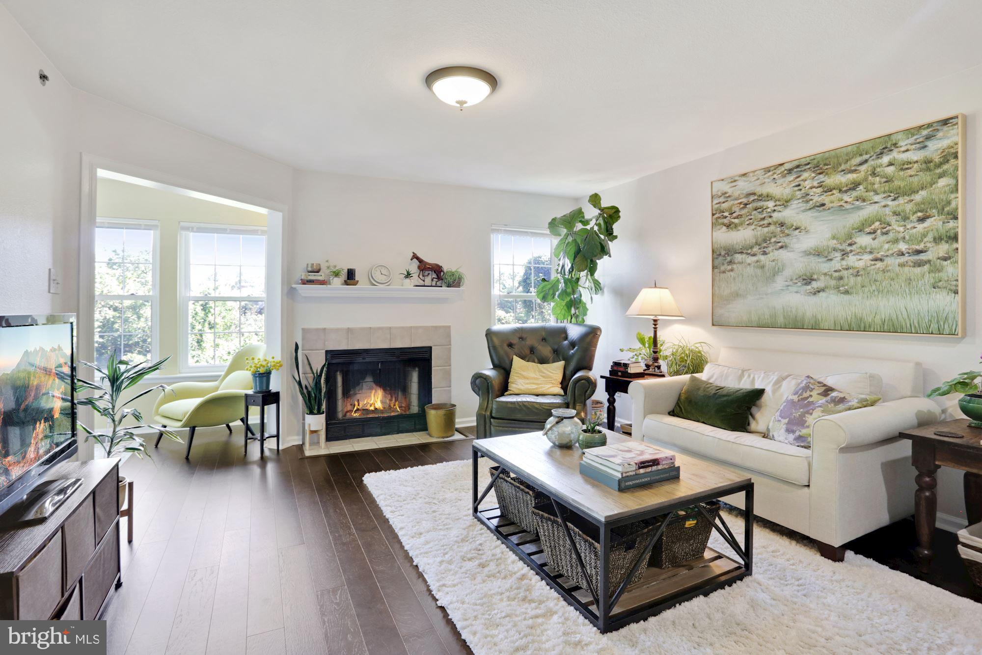 POINTE AT PARK CENTER - Residential