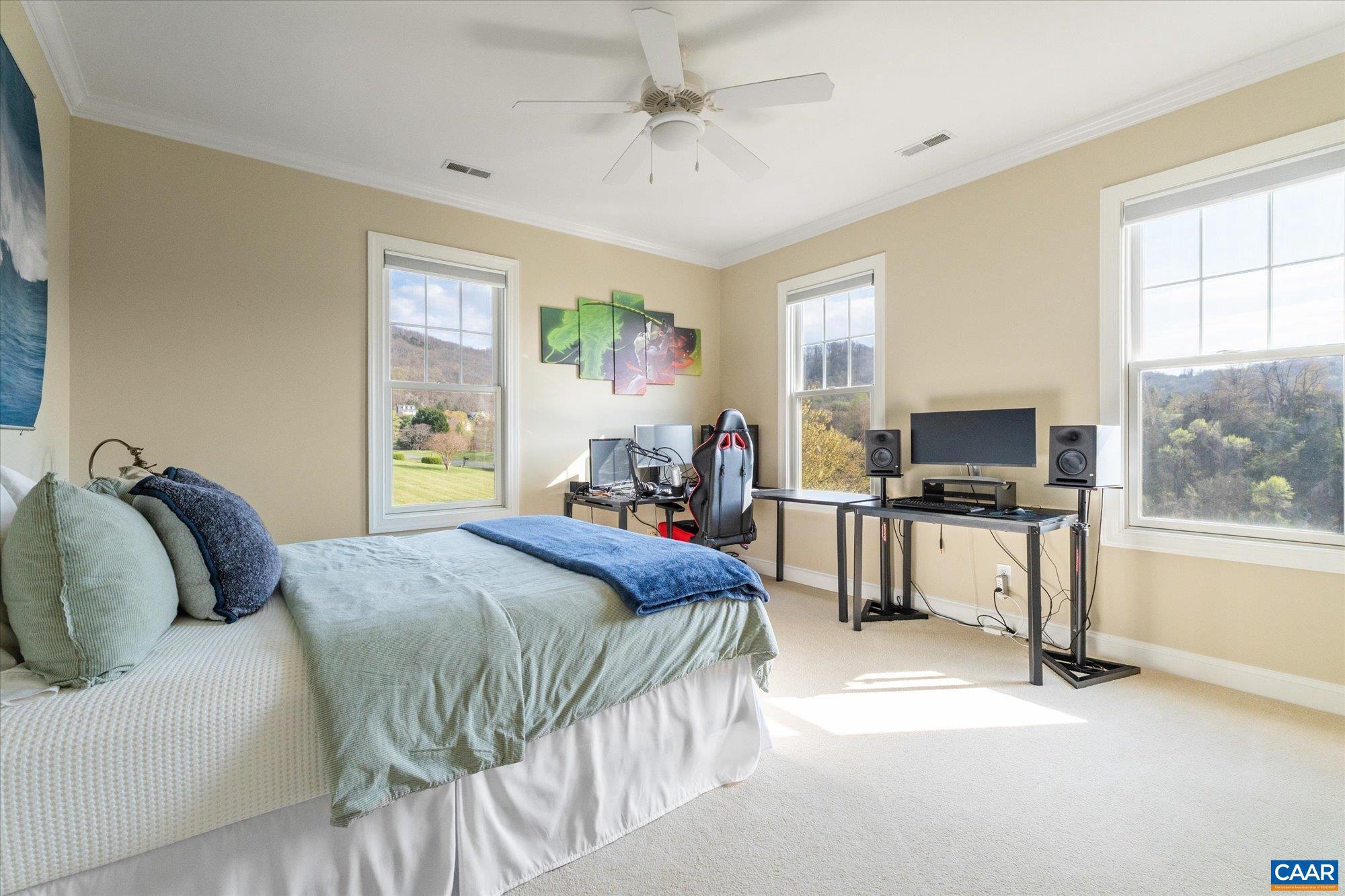 THE ROCKS - Residential