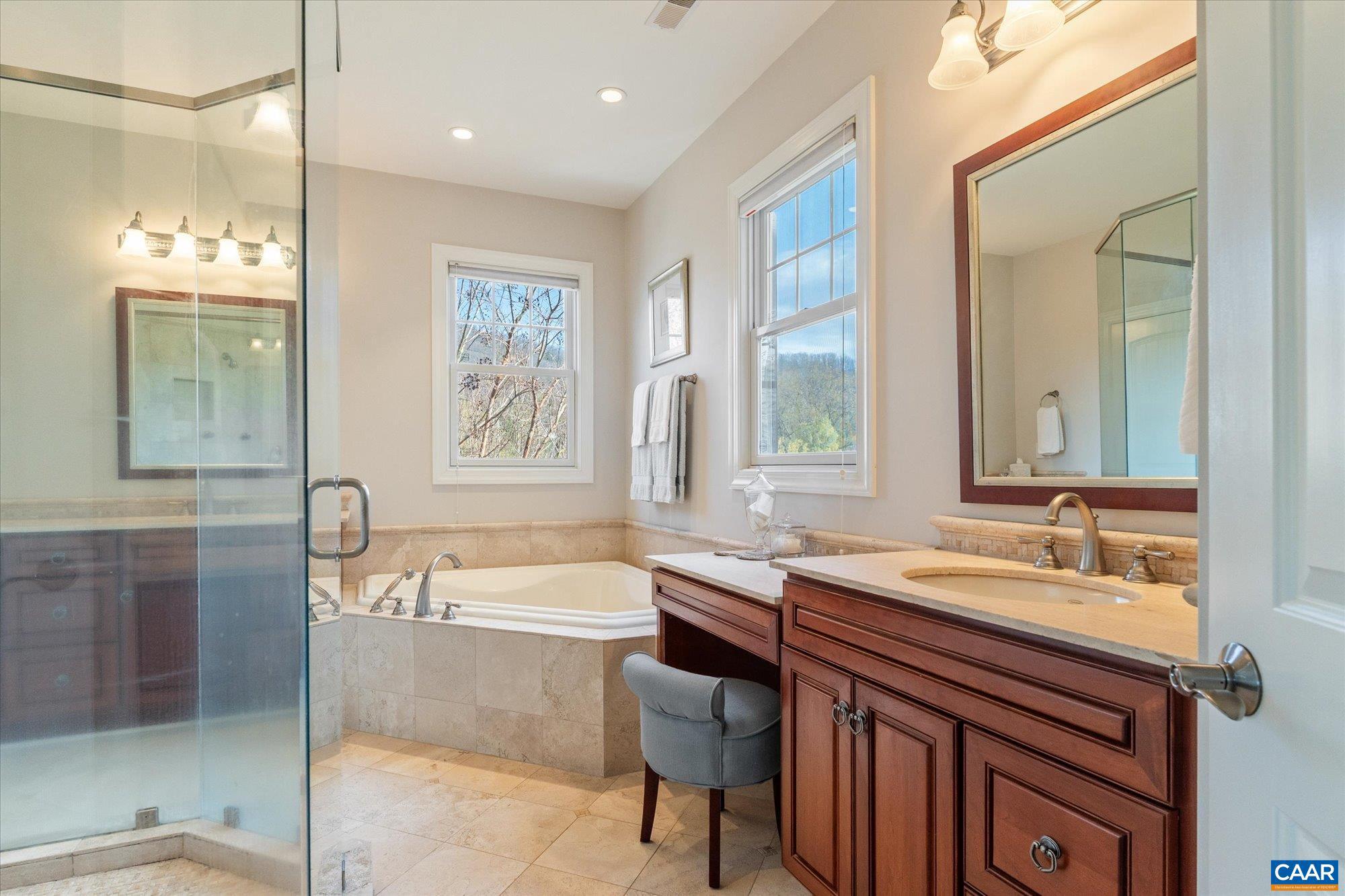 THE ROCKS - Residential