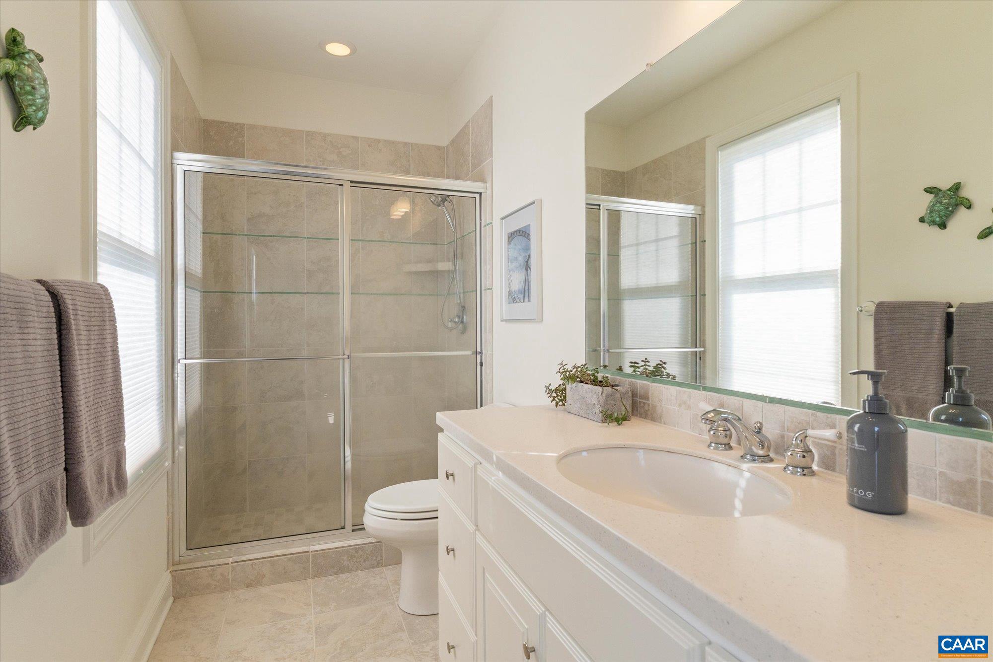 THE ROCKS - Residential