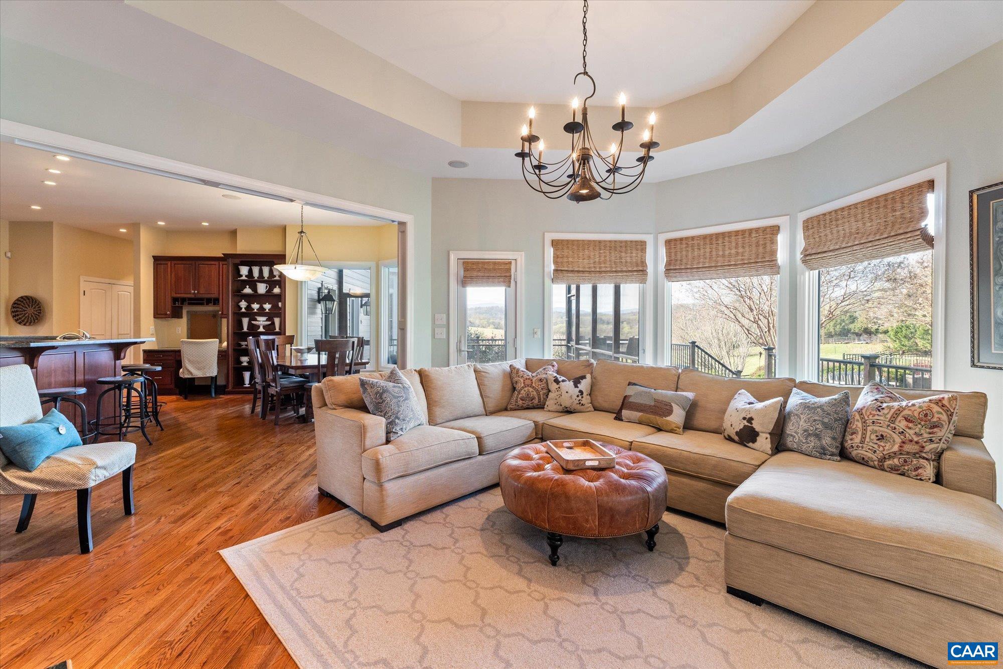 THE ROCKS - Residential