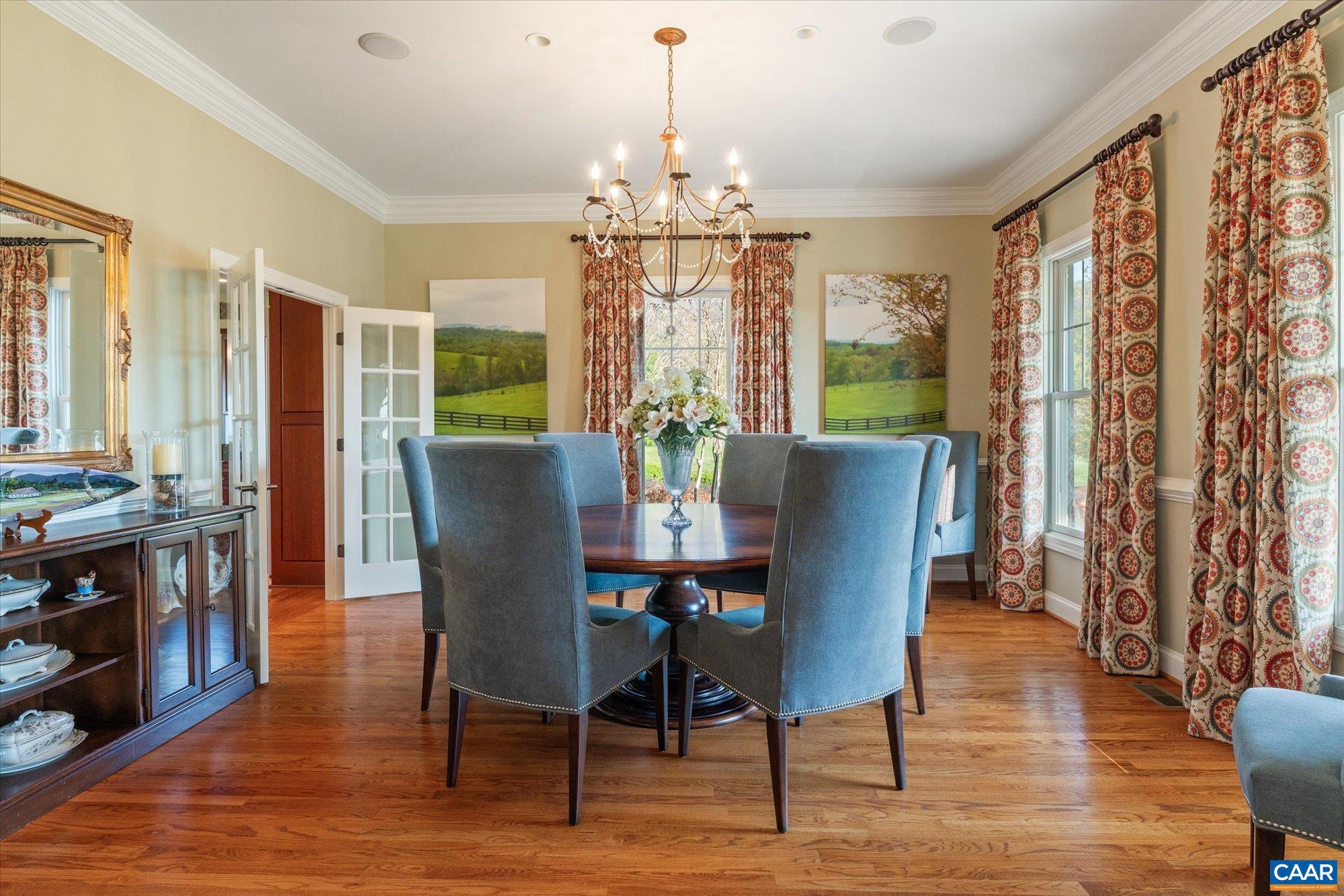 THE ROCKS - Residential