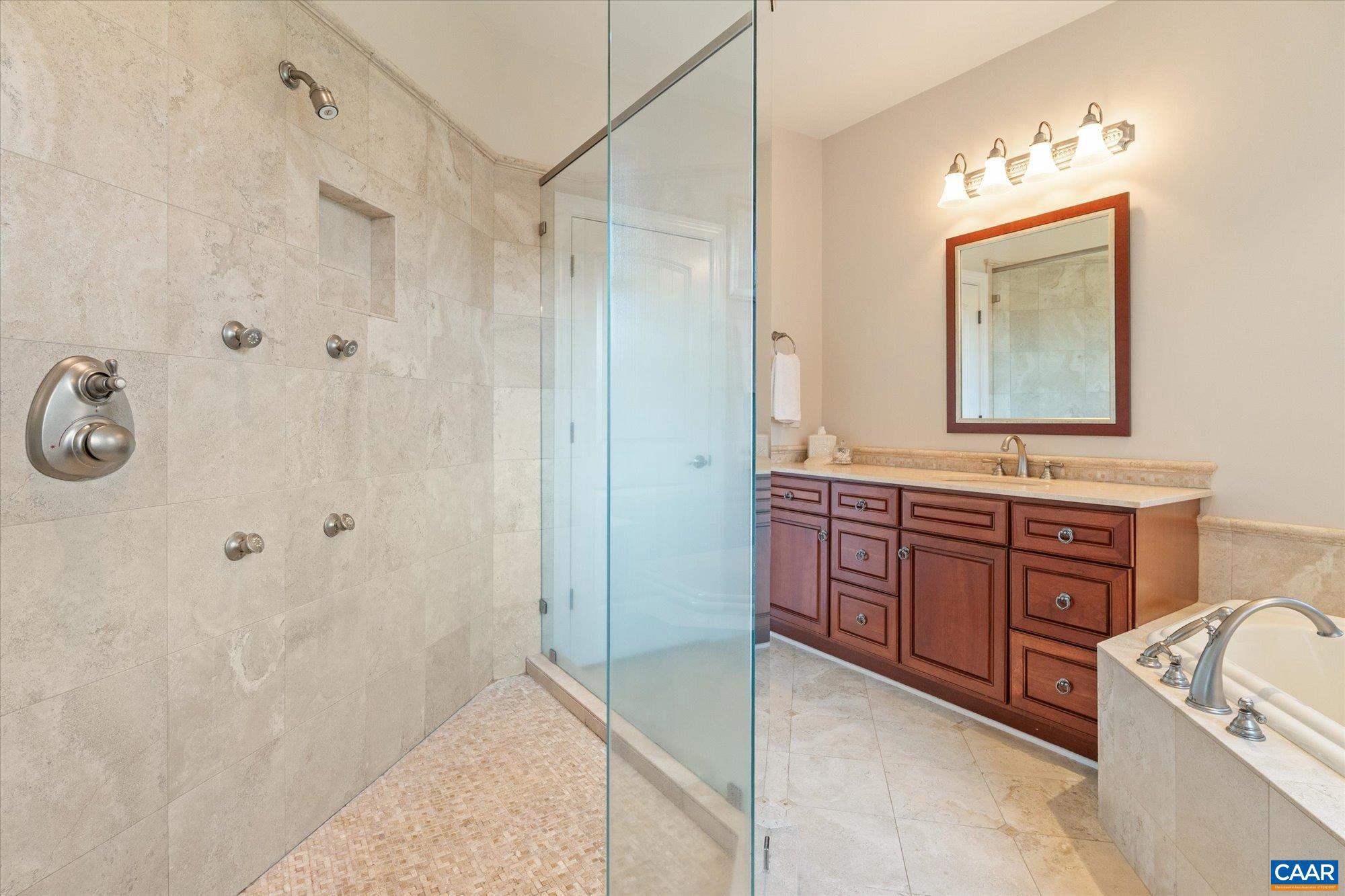 THE ROCKS - Residential