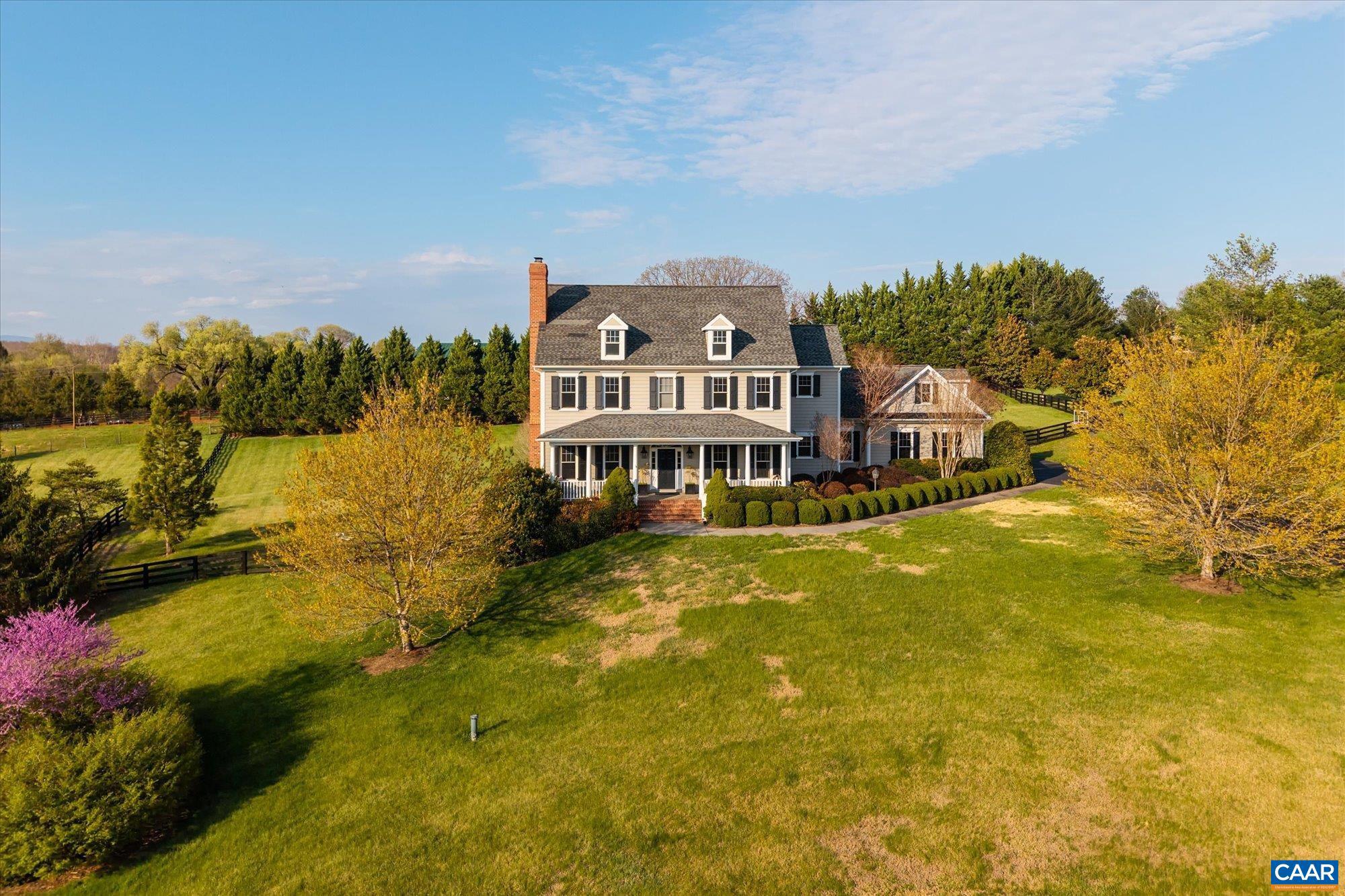 THE ROCKS - Residential