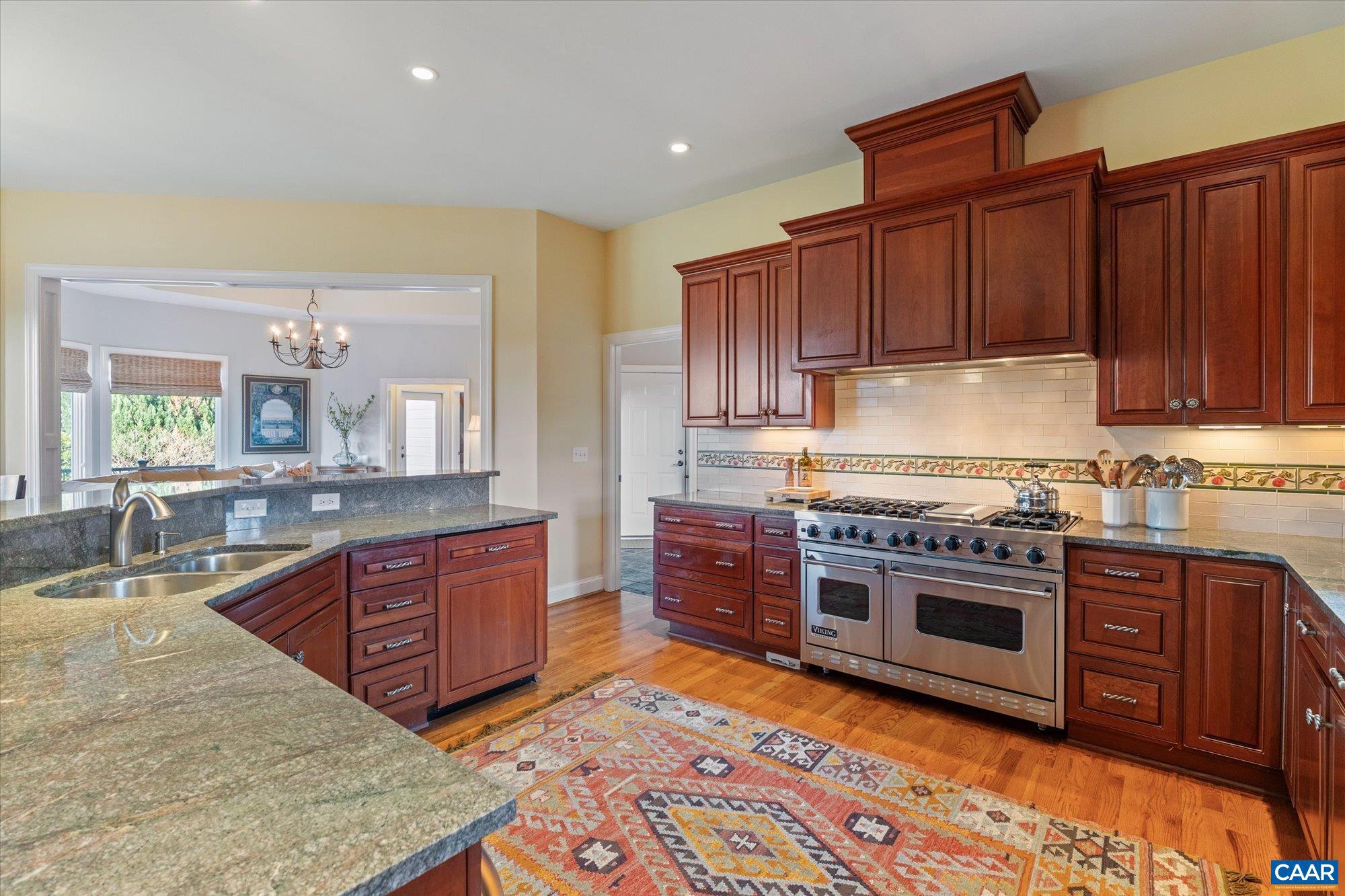 THE ROCKS - Residential