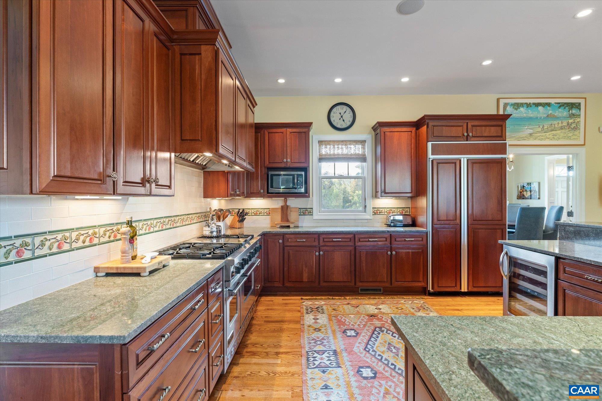 THE ROCKS - Residential