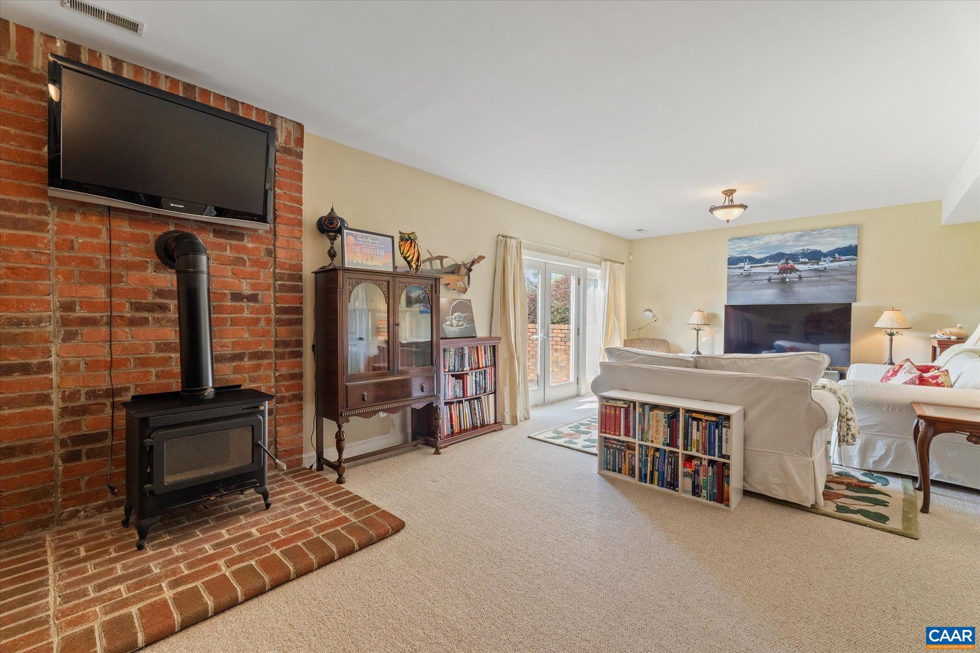 THE ROCKS - Residential