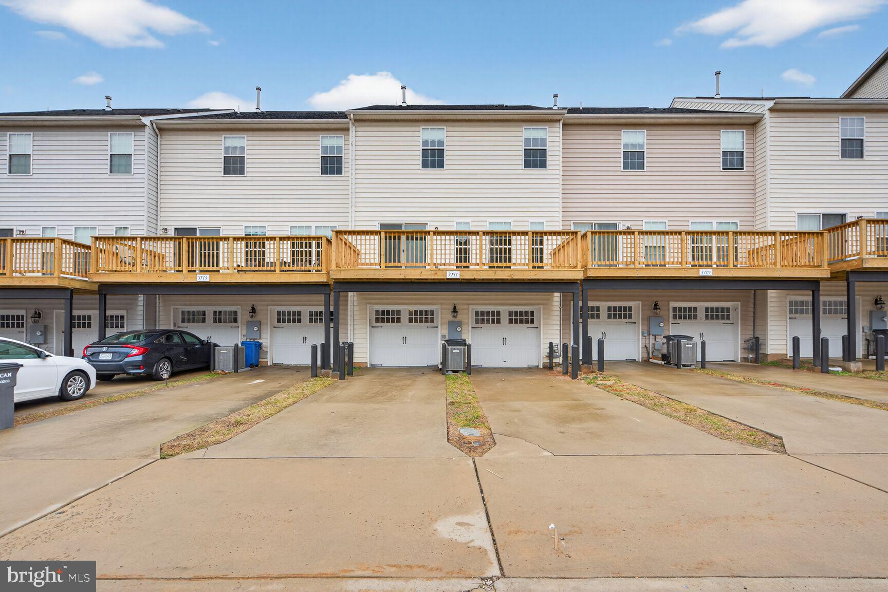3711 CHIPPENDALE CIRCLE