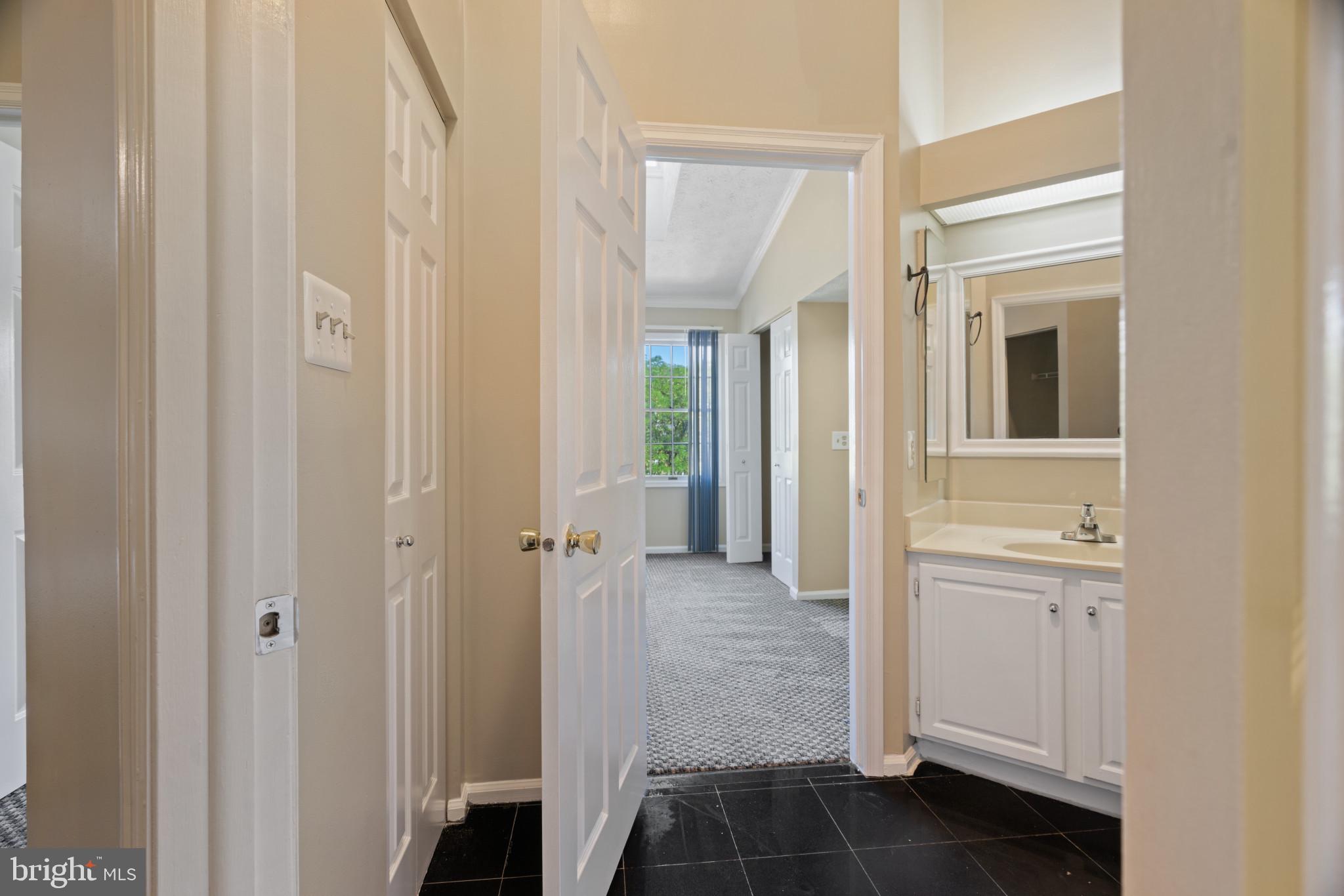 WATERS EDGE AT NORTH LAKE - Residential