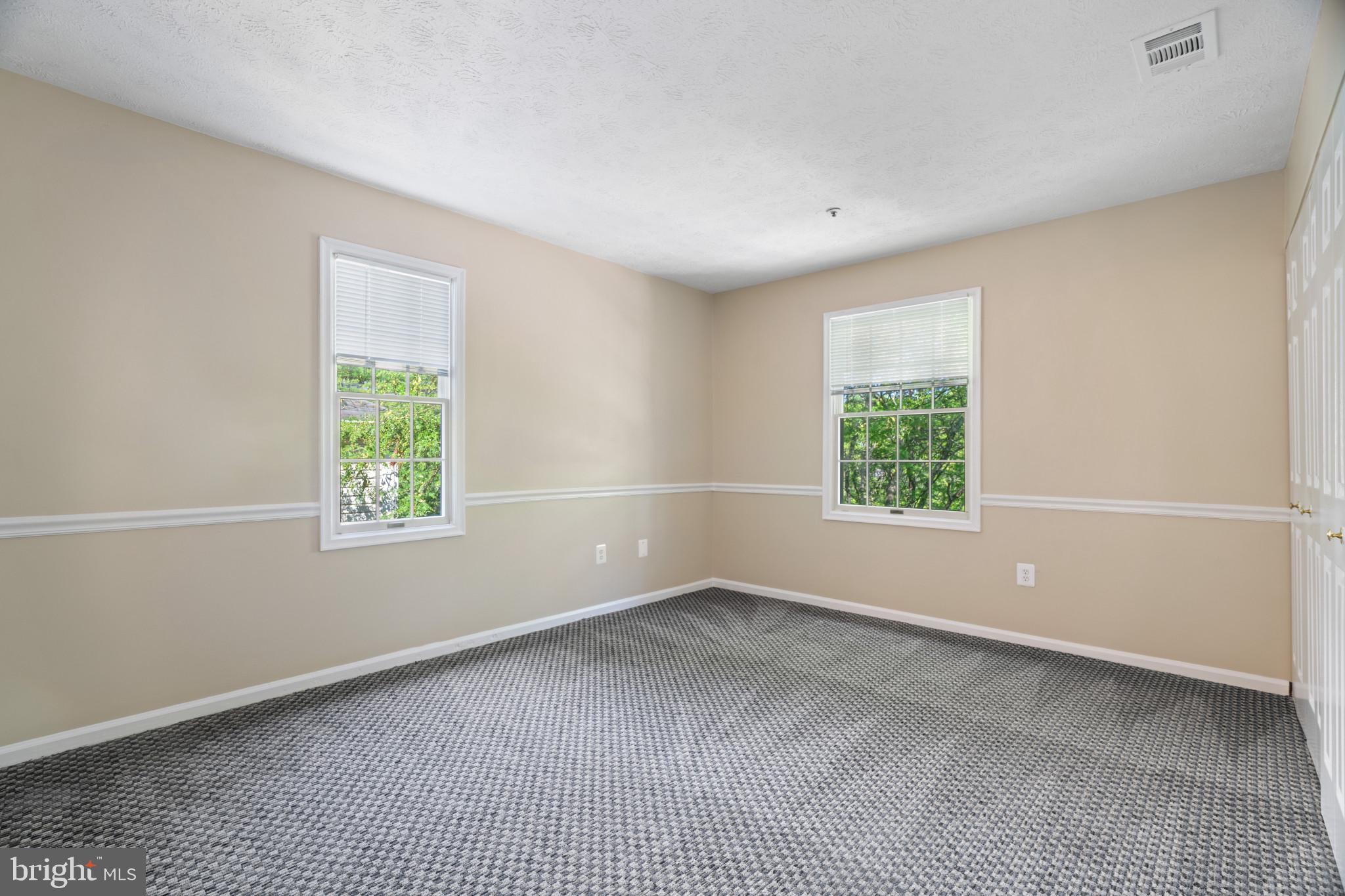 WATERS EDGE AT NORTH LAKE - Residential