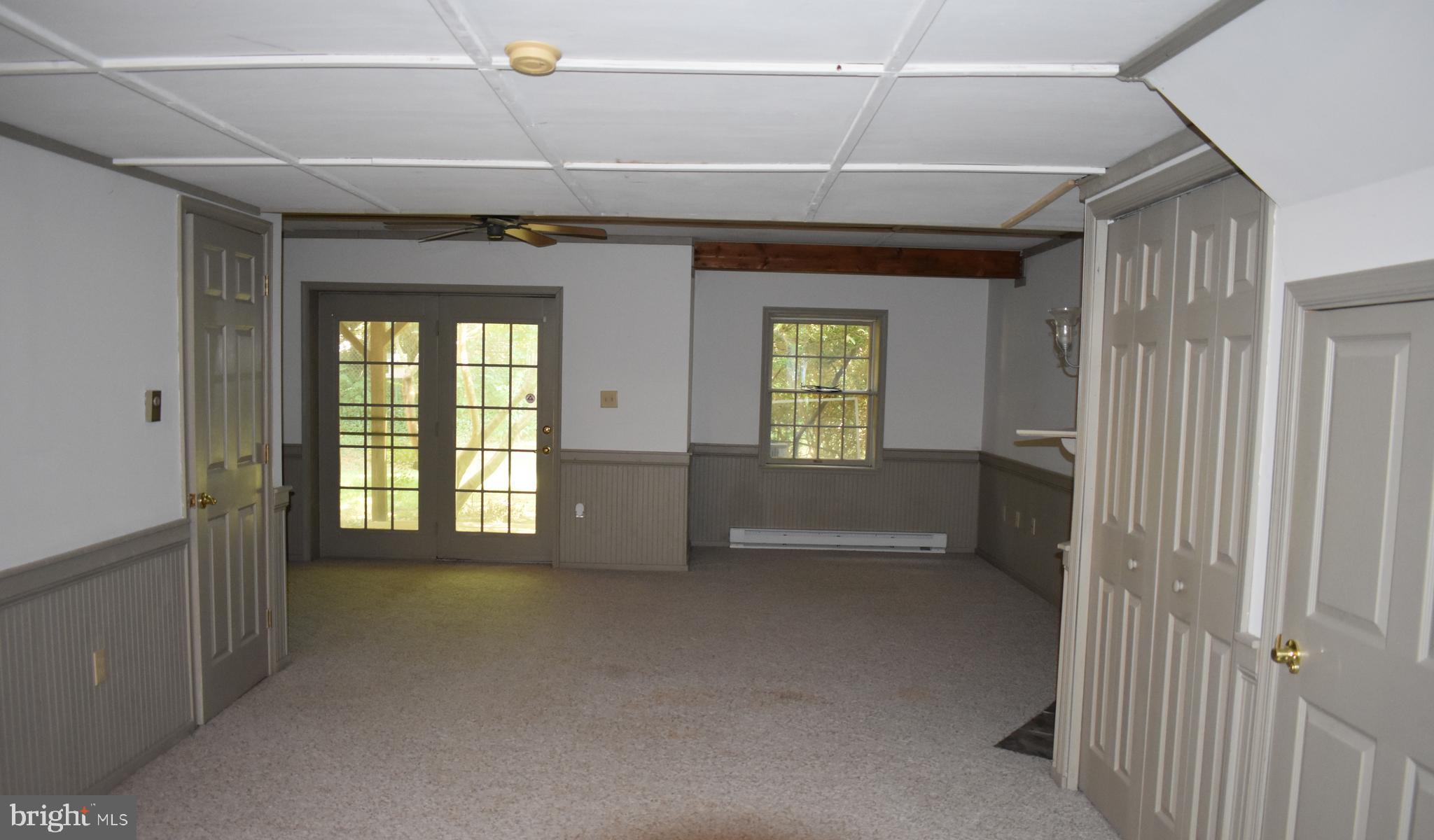 NORTH GATE TOWNE HOMES - Residential Lease