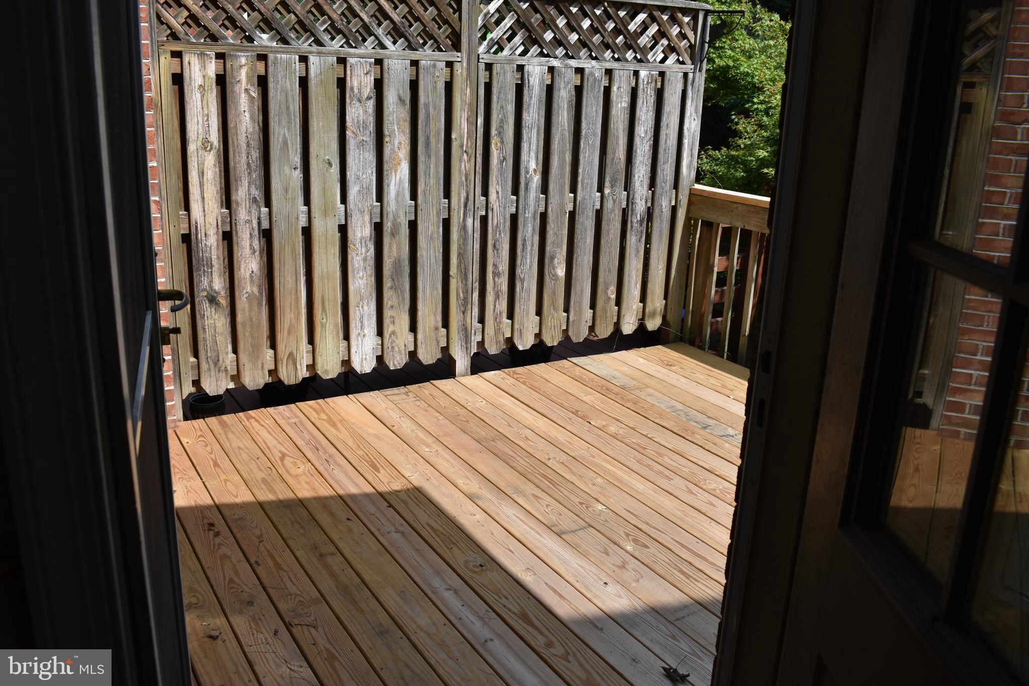 NORTH GATE TOWNE HOMES - Residential Lease