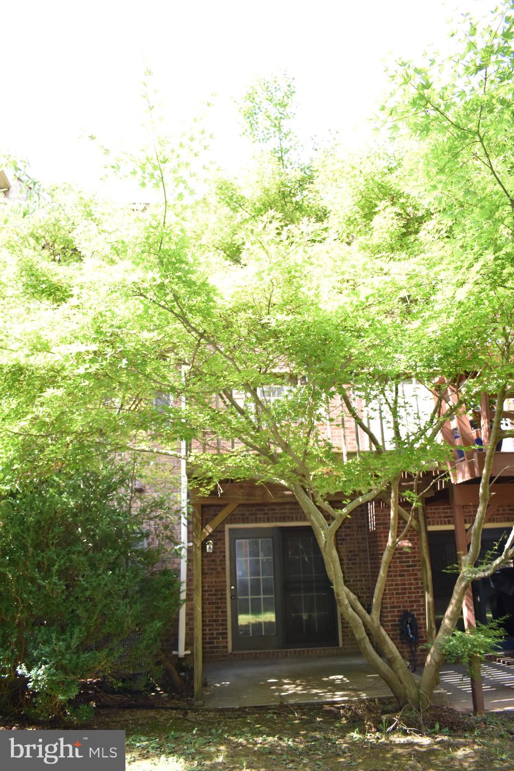 NORTH GATE TOWNE HOMES - Residential Lease