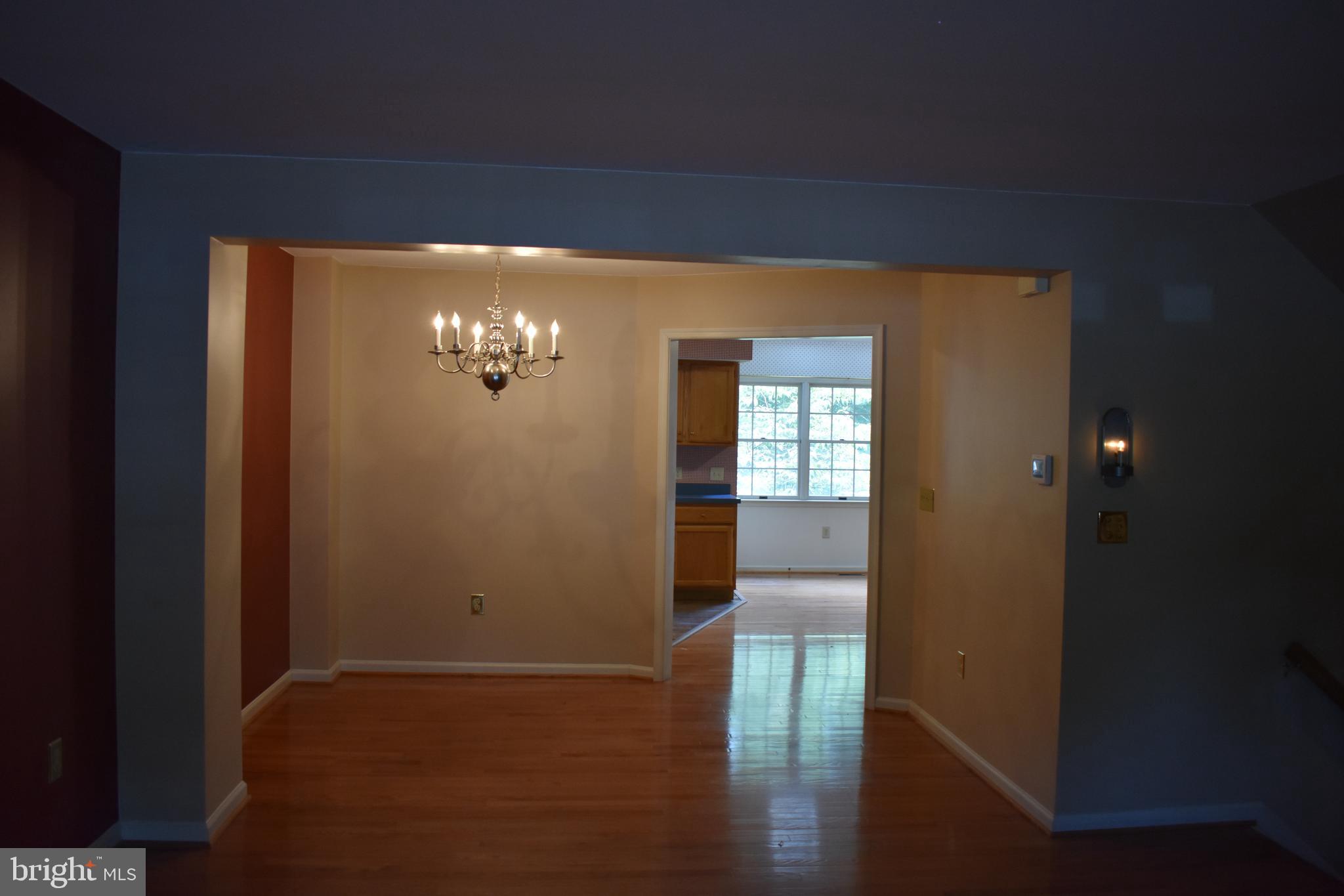 NORTH GATE TOWNE HOMES - Residential Lease