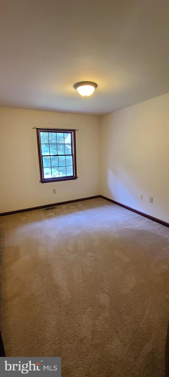 NORTH GATE TOWNE HOMES - Residential Lease