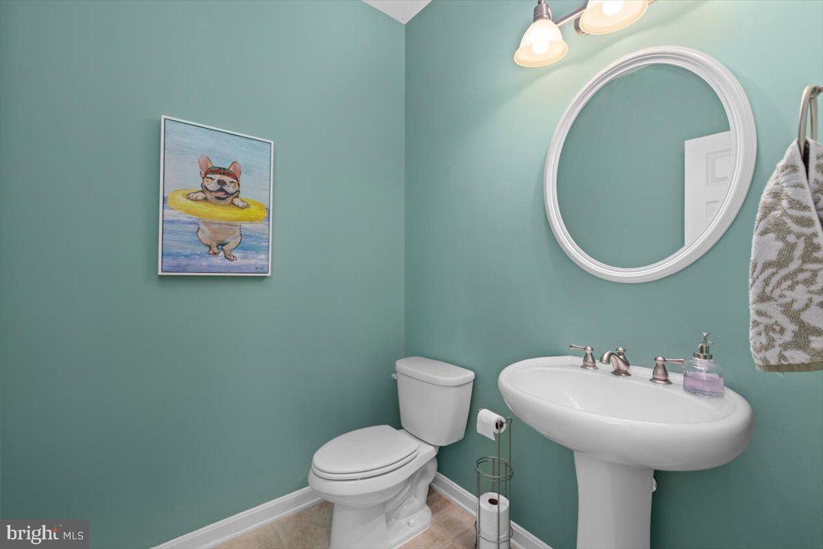 ROLLING HILLS ESTATES - Residential