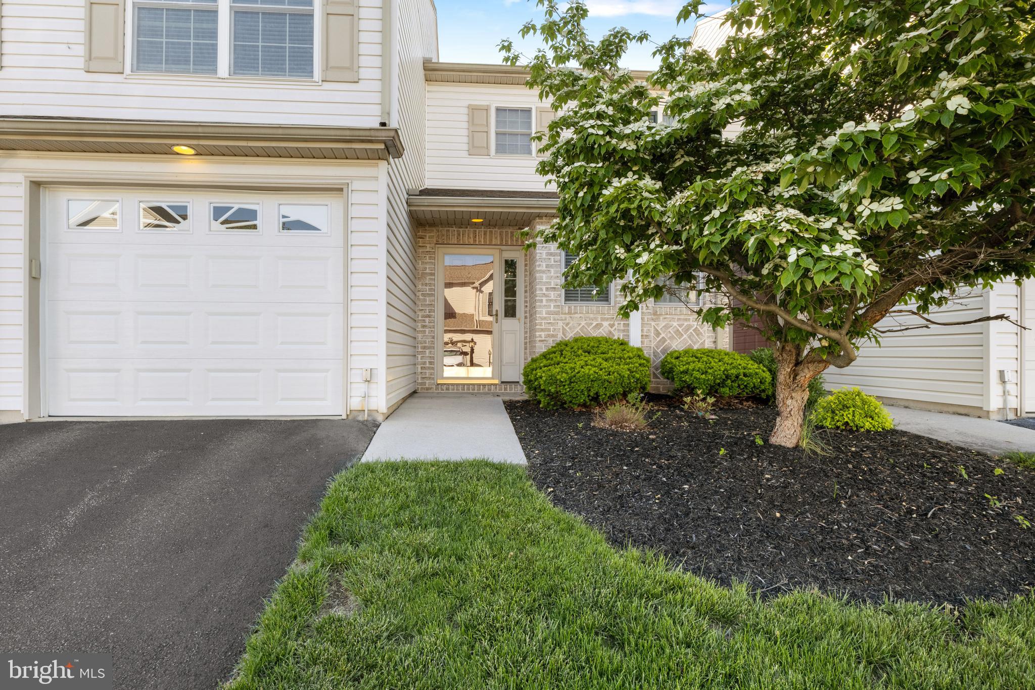 206 SILVER LEAF RIDGE