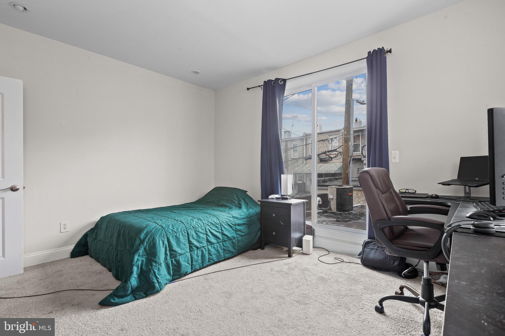 HIGHLANDTOWN - Residential