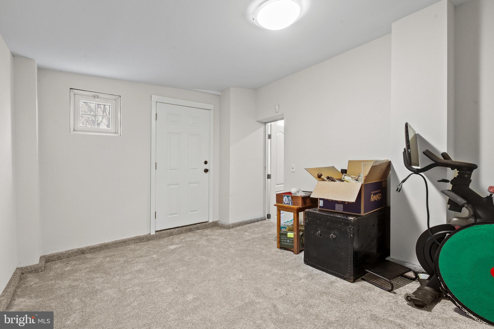 HIGHLANDTOWN - Residential