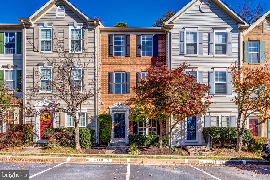 **Luxury Living in the Heart of Convenience: Your New Townhouse Awaits!**

Discover the perfect blend of contemporary style and everyday practicality in this exquisite townhouse, nestled in a prime location close to Fair Oaks Mall, Government Center, and GMU. This home is not just about comfort; it's about a lifestyle. With easy access to a variety of restaurants, a movie theater, and community amenities including a swimming pool & gym, you are at the center of convenience.

Step into the welcoming ambiance of the living room, where the rich texture of hardwood floors and the subtlety of neutral paint create a perfect backdrop for your personal decor. The heart of this home is the elegantly upgraded eat-in kitchen, boasting refined granite countertops, high-end stainless steel appliances, and a stylish subway tile backsplash. The functional island and the adjacent breakfast room, with durable tiled floors, ensure that style and practicality coexist harmoniously.

A spacious pantry not only provides ample storage space but also cleverly houses the laundry area, keeping your home organized and streamlined. The inviting patio, just off the kitchen, is a tranquil retreat where you can unwind, surrounded by the peacefulness of a tree-backed private area.

The first upper level unfolds into a spacious family room, warmed by a gas fireplace - an ideal setting for both relaxation and social gatherings. This floor also houses a generously sized bedroom with a private full bathroom, offering comfort and privacy for guests or housemates.

Ascend to the top level to find the crown jewel of this home: a vast primary suite with soaring ceilings and a luxurious bathroom, designed for ultimate relaxation and privacy.

Parking is a breeze with your own assigned space and additional guest spaces available, as well as dedicated EV vehicle charging stations. This modern townhouse is not just a place to live; it's a lifestyle choice for those who value comfort, convenience, and a touch of luxury.

Seize the opportunity to make this exquisite townhouse your new home. With its perfect mix of luxury, location, and lifestyle, it's an opportunity you won't want to miss!
