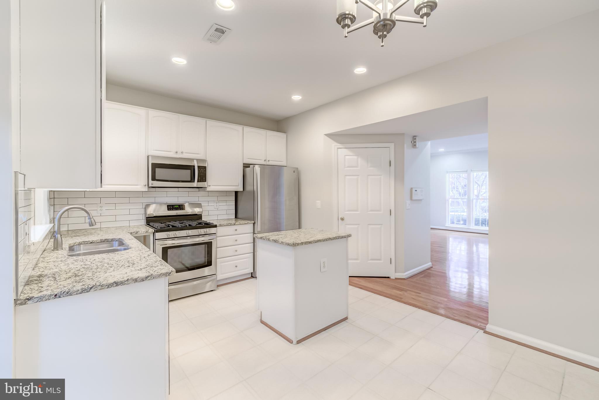 CEDAR LAKES - Residential Lease