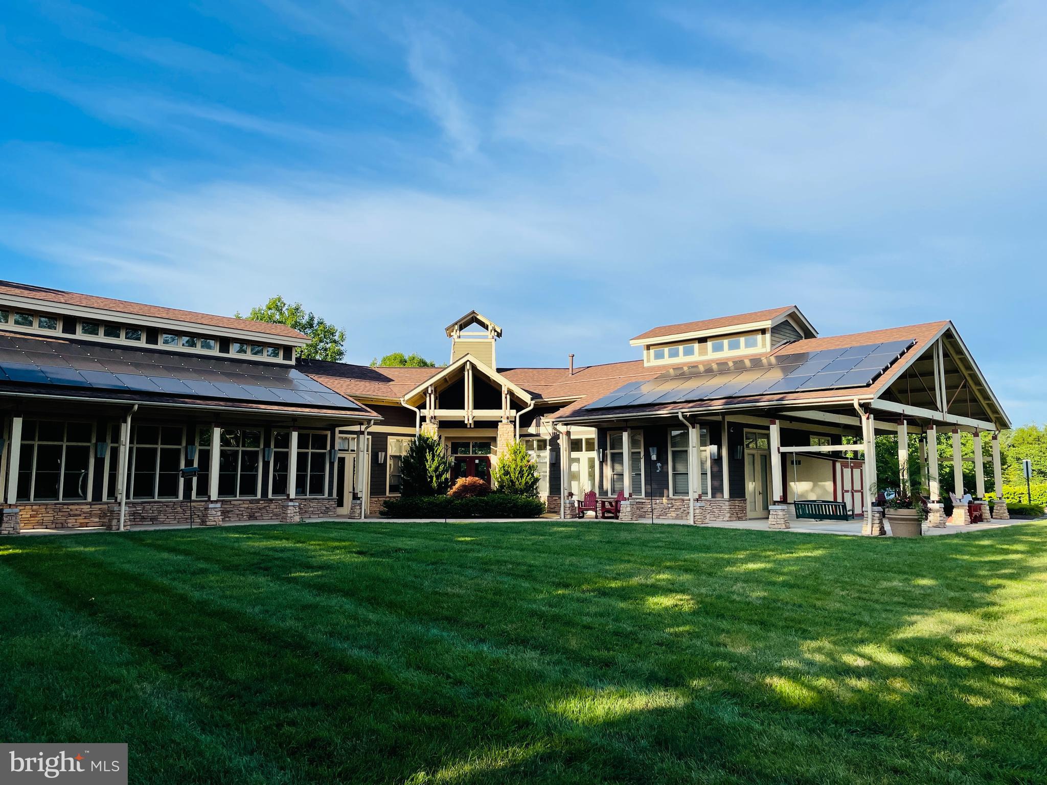 BROADLANDS - Residential