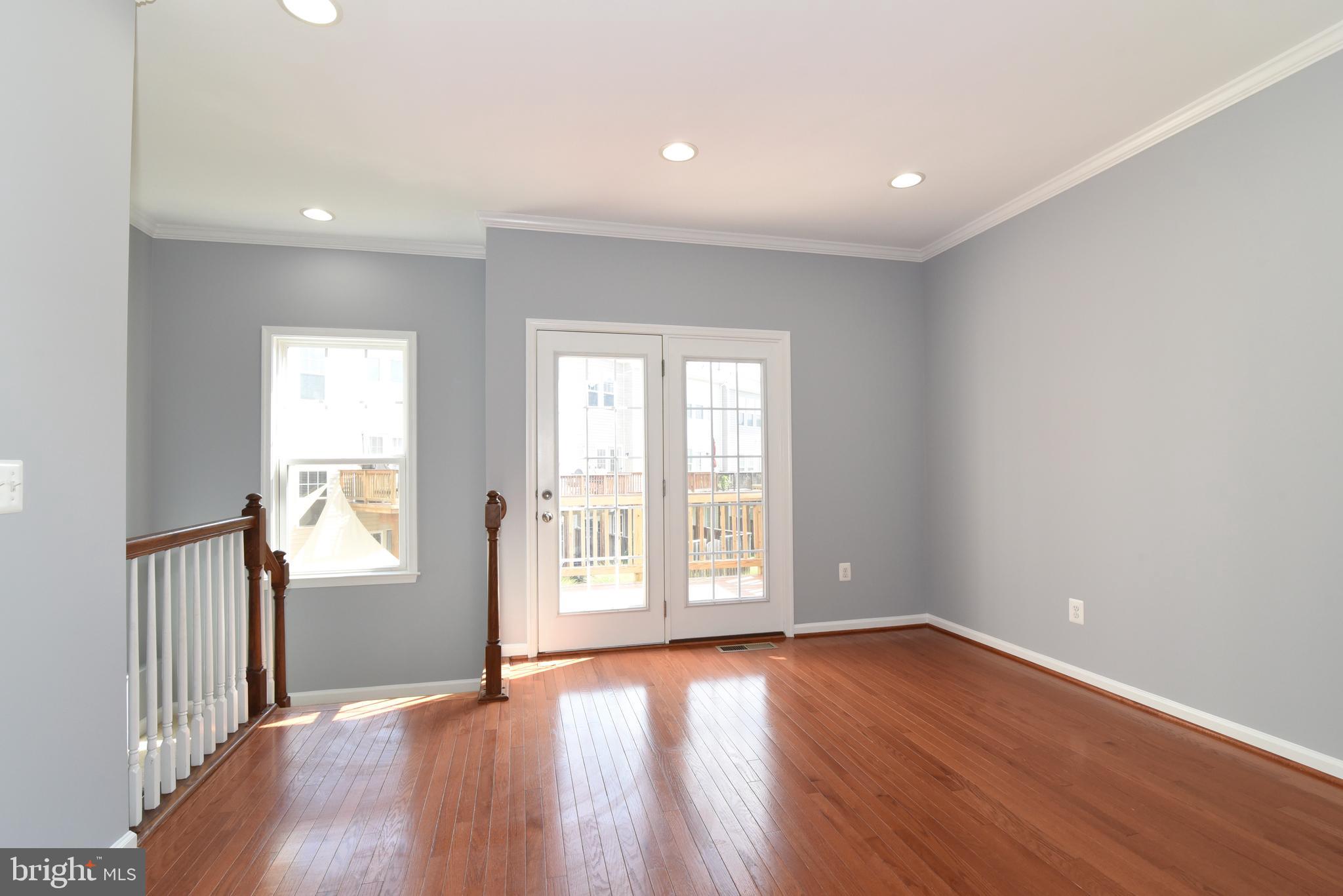 BROADLANDS - Residential