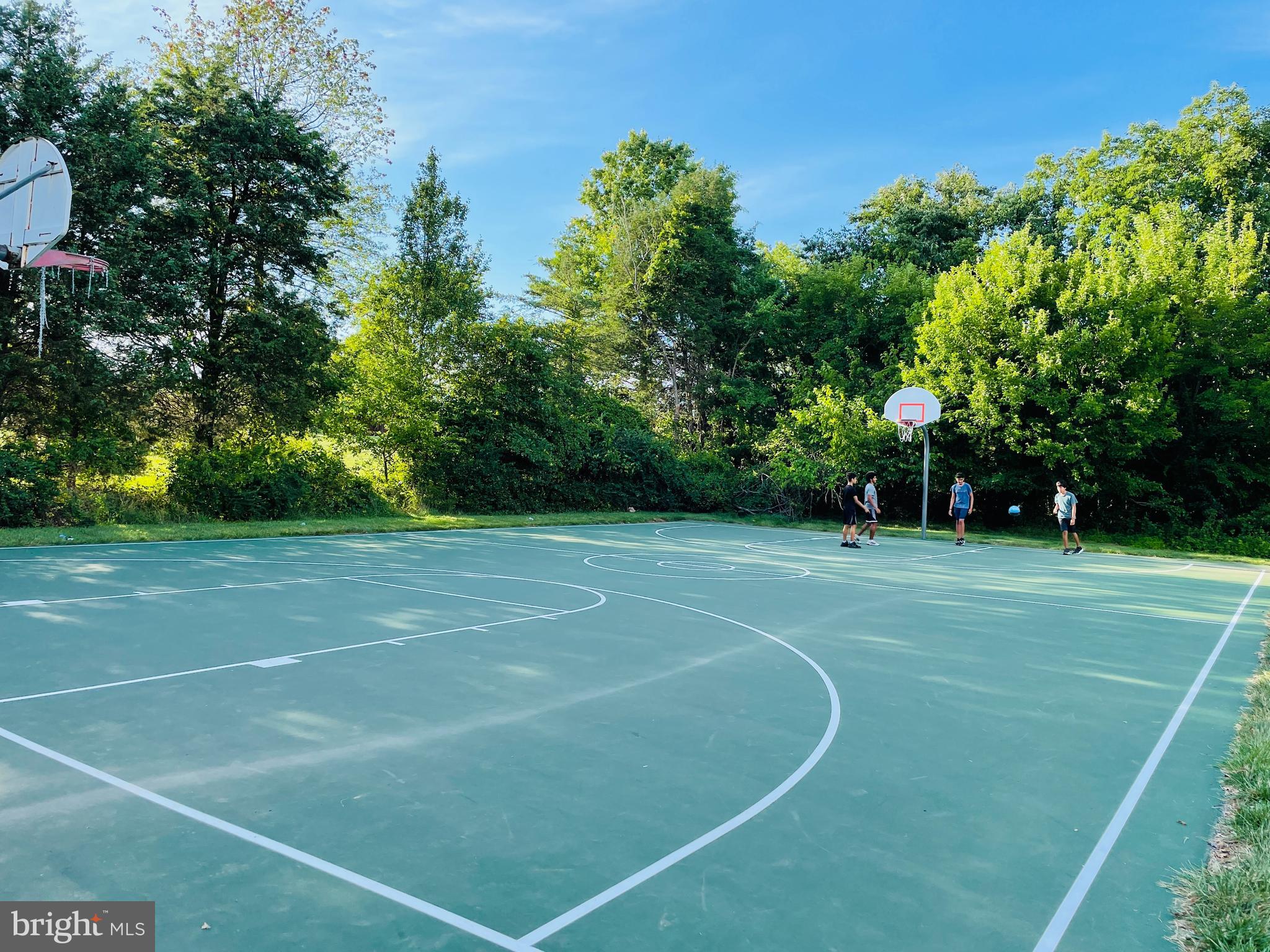 BROADLANDS - Residential