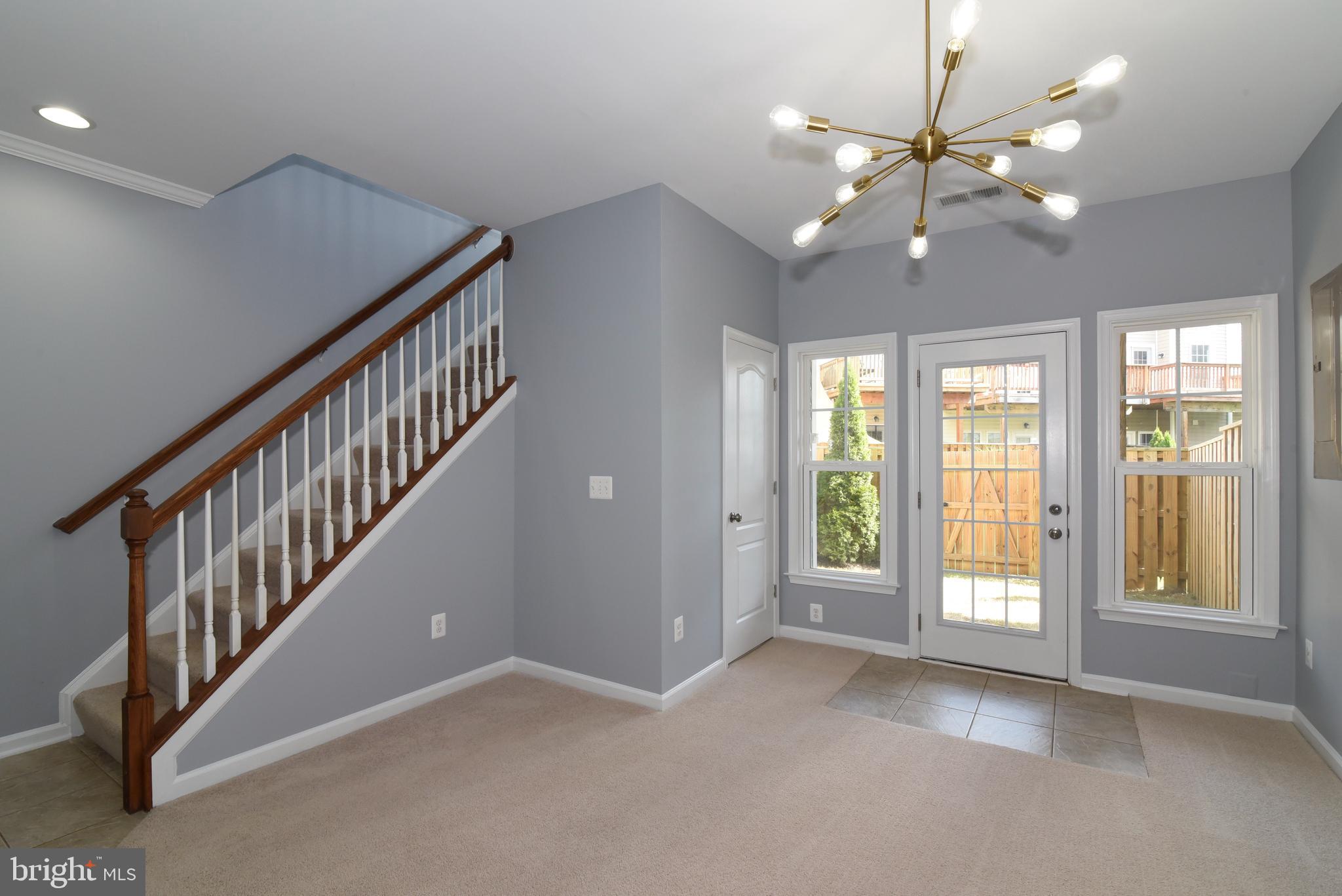 BROADLANDS - Residential