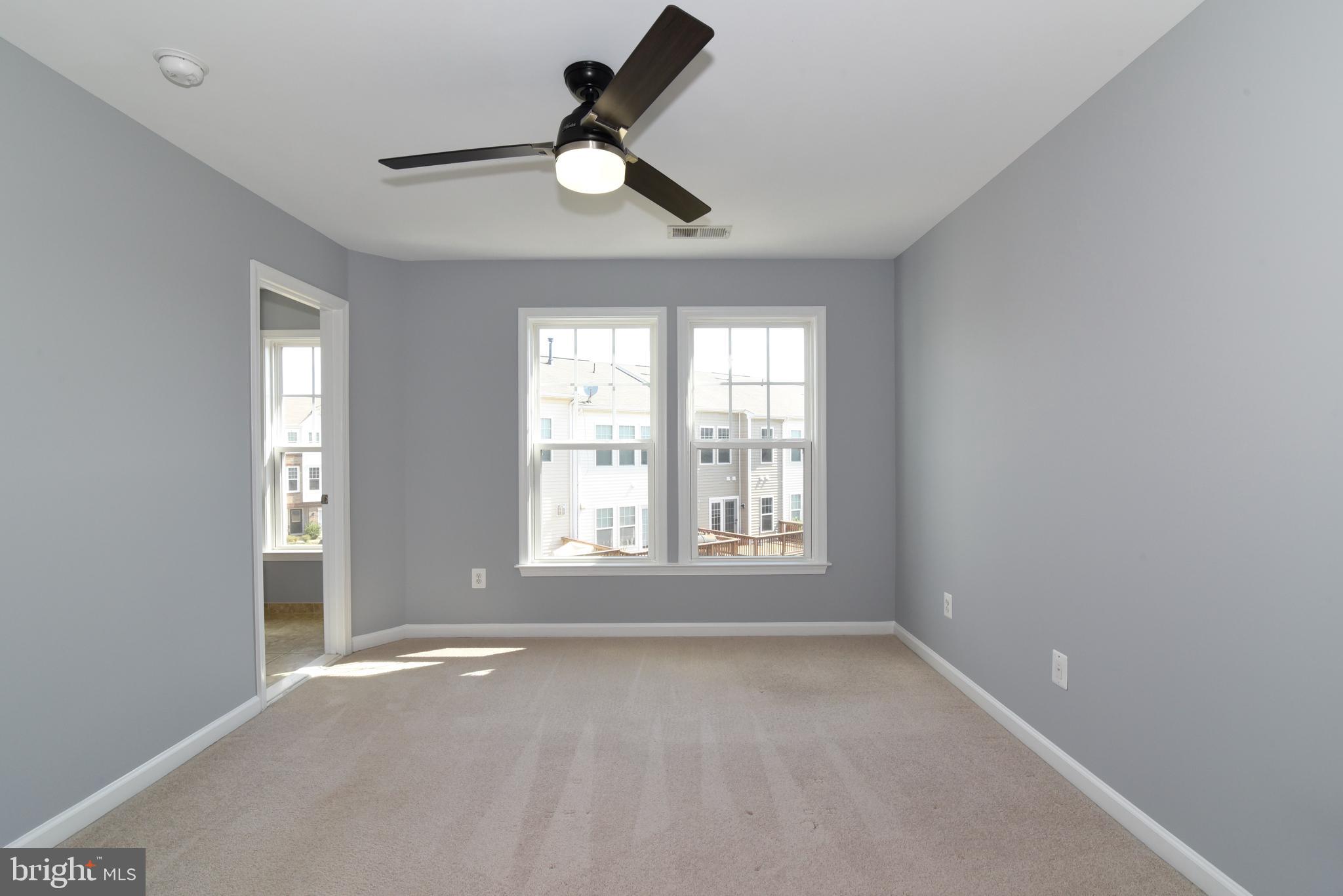 BROADLANDS - Residential