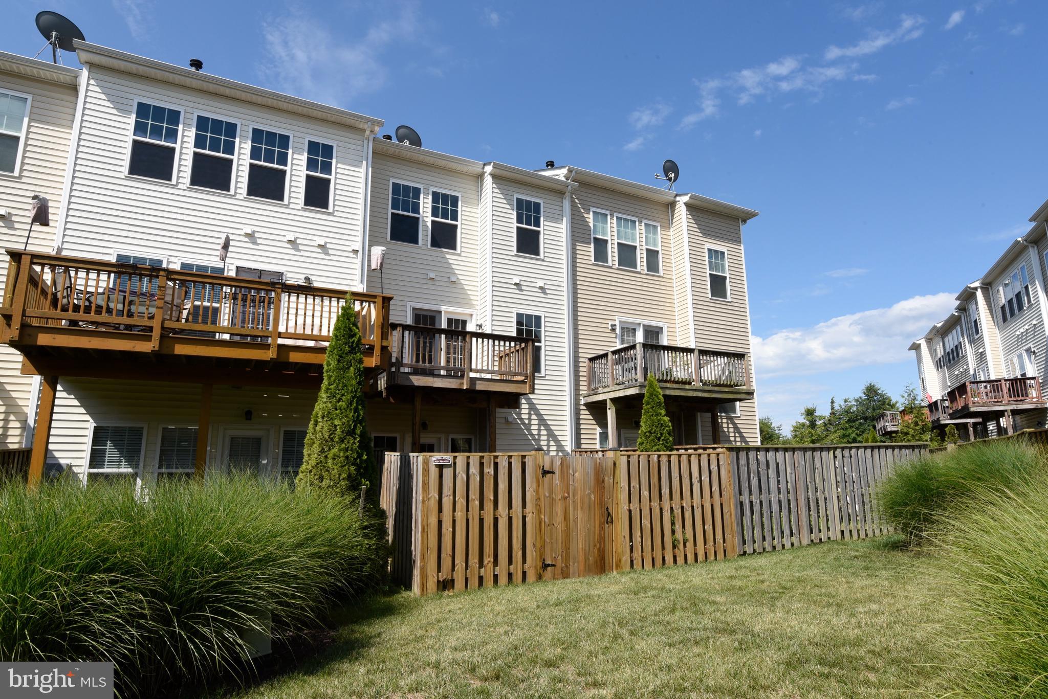 BROADLANDS - Residential