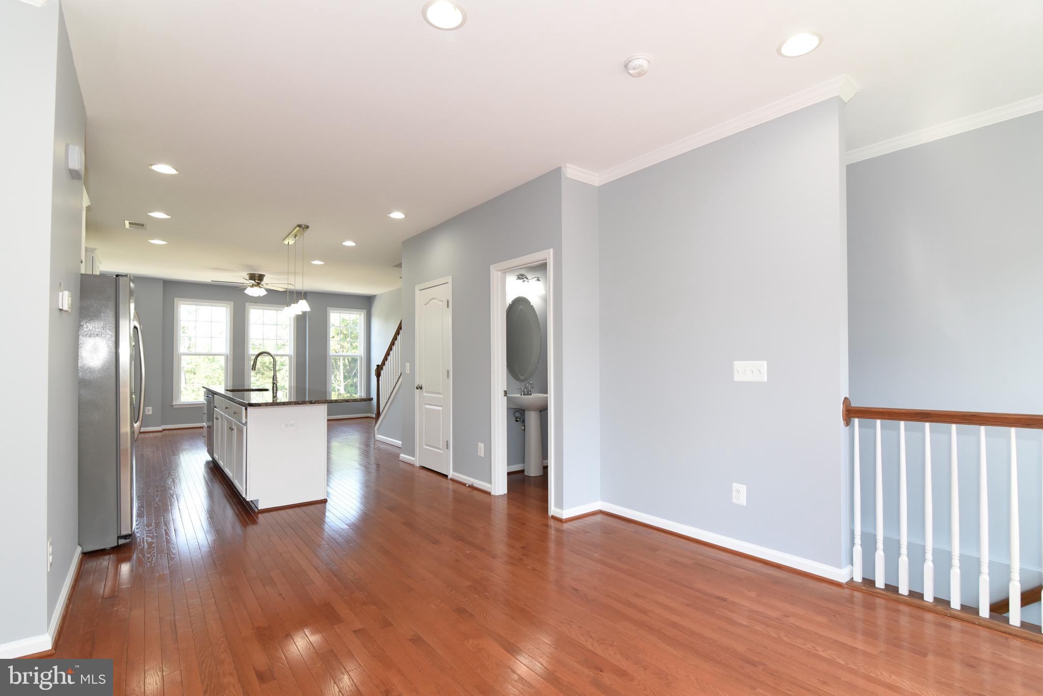 BROADLANDS - Residential