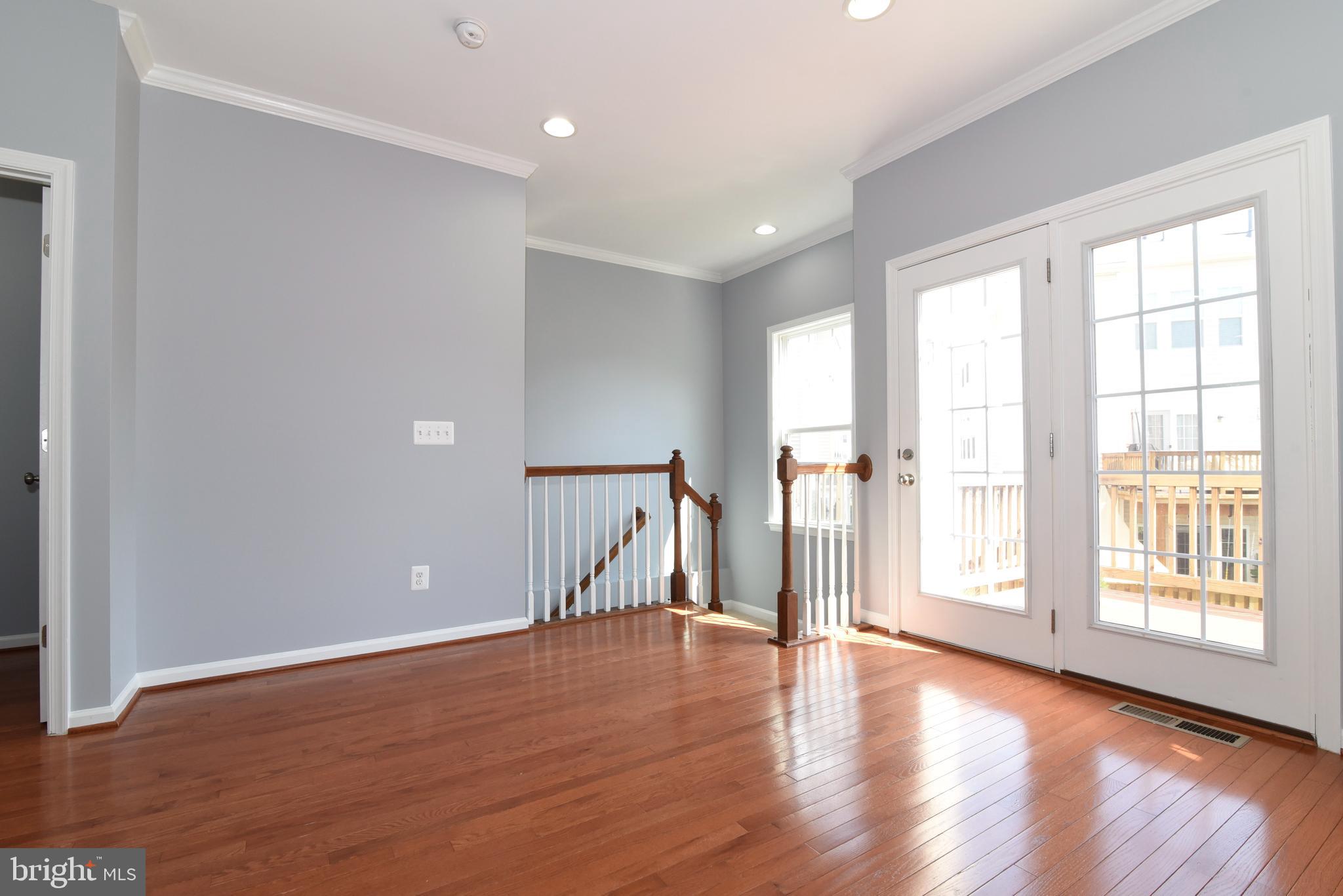 BROADLANDS - Residential