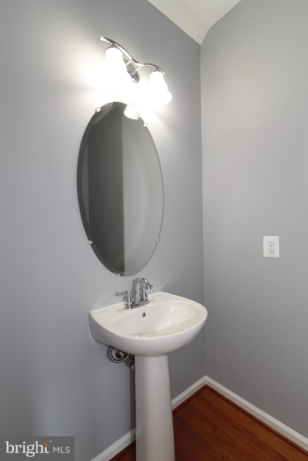 BROADLANDS - Residential