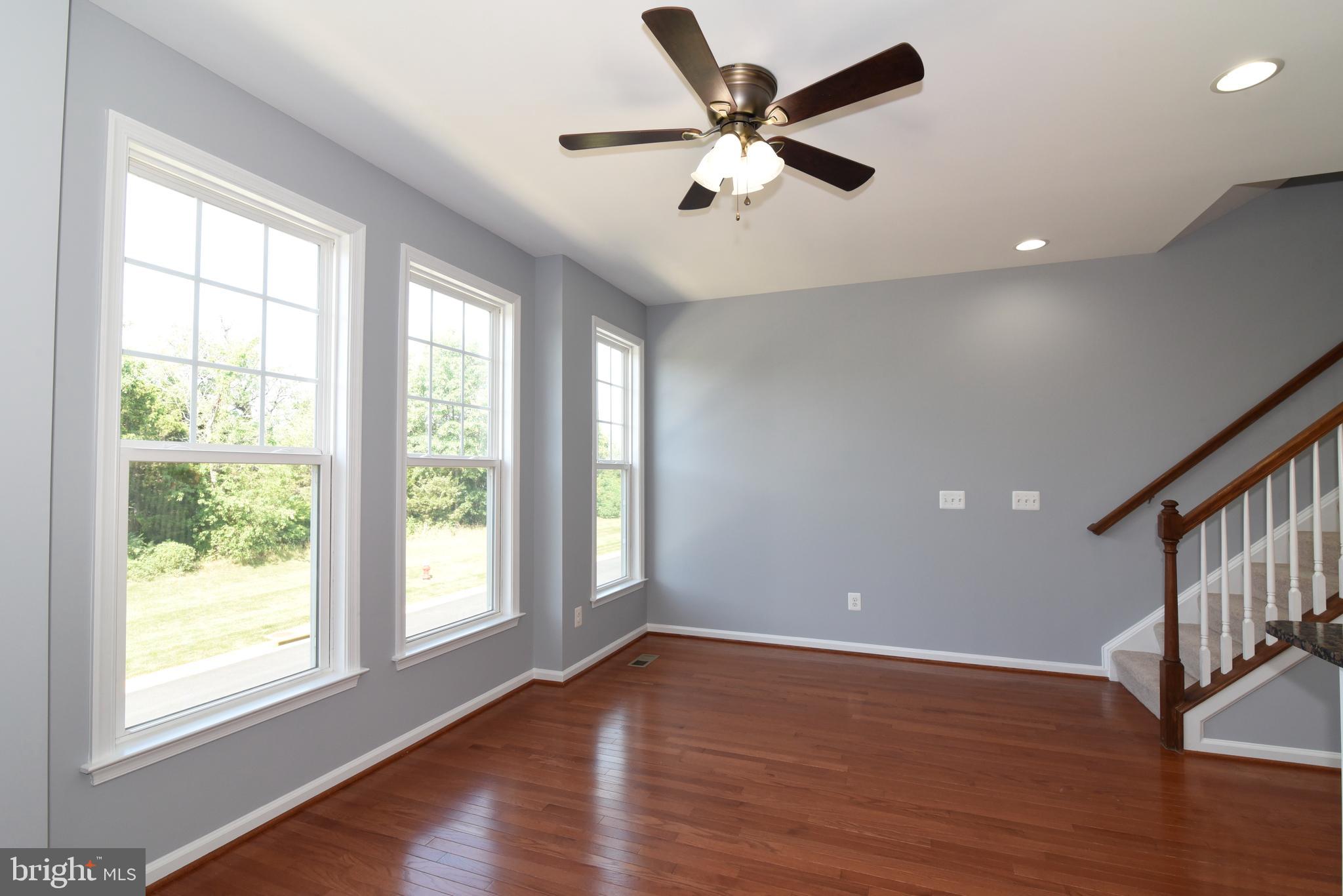 BROADLANDS - Residential