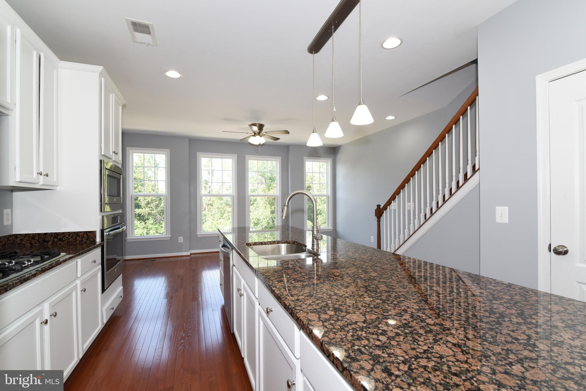 BROADLANDS - Residential