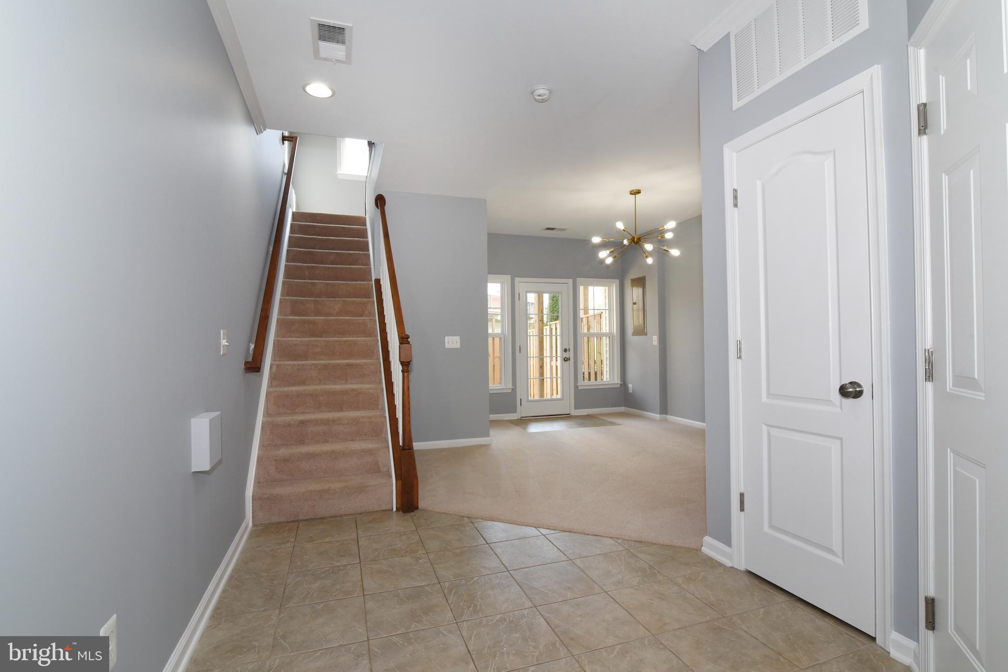 BROADLANDS - Residential