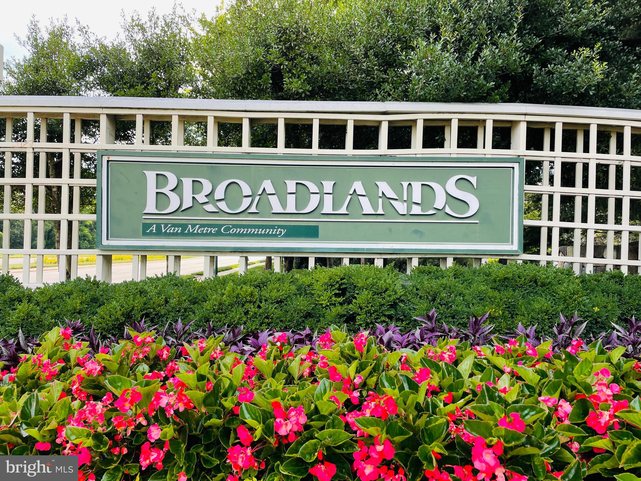 BROADLANDS - Residential