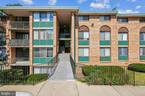 527 N ARMISTEAD STREET T3 ALEXANDRIA VA 22312