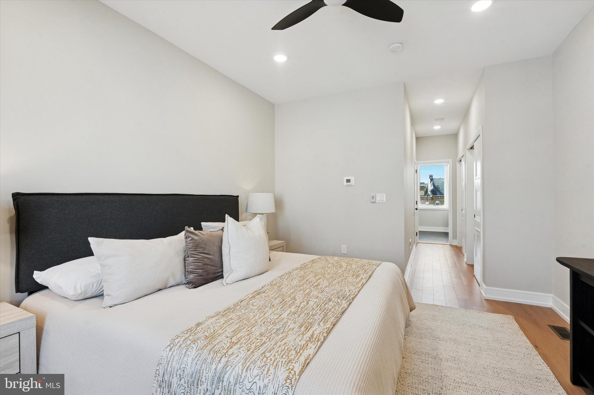 SOUTH KENSINGTON - Residential