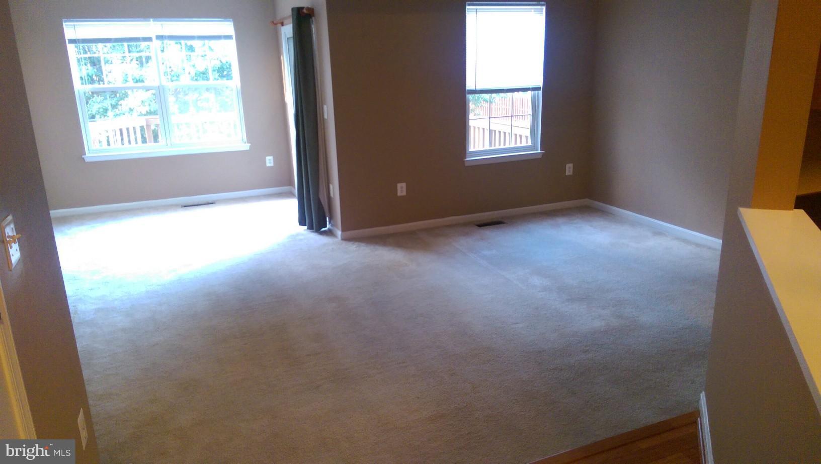 SHEFFIELD MANOR - Residential Lease