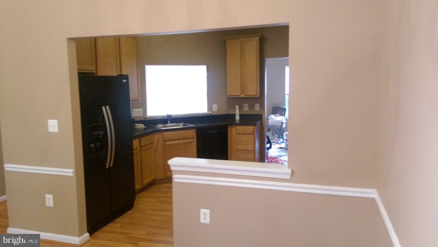 SHEFFIELD MANOR - Residential Lease