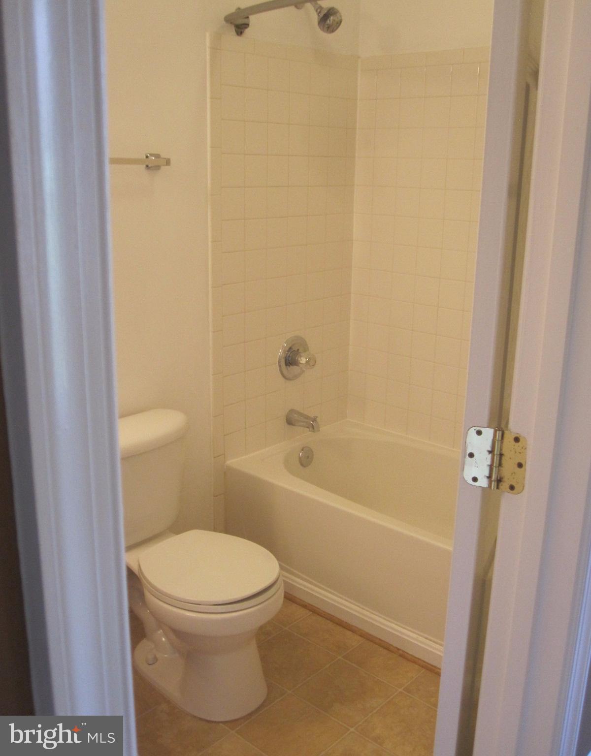 SHEFFIELD MANOR - Residential Lease